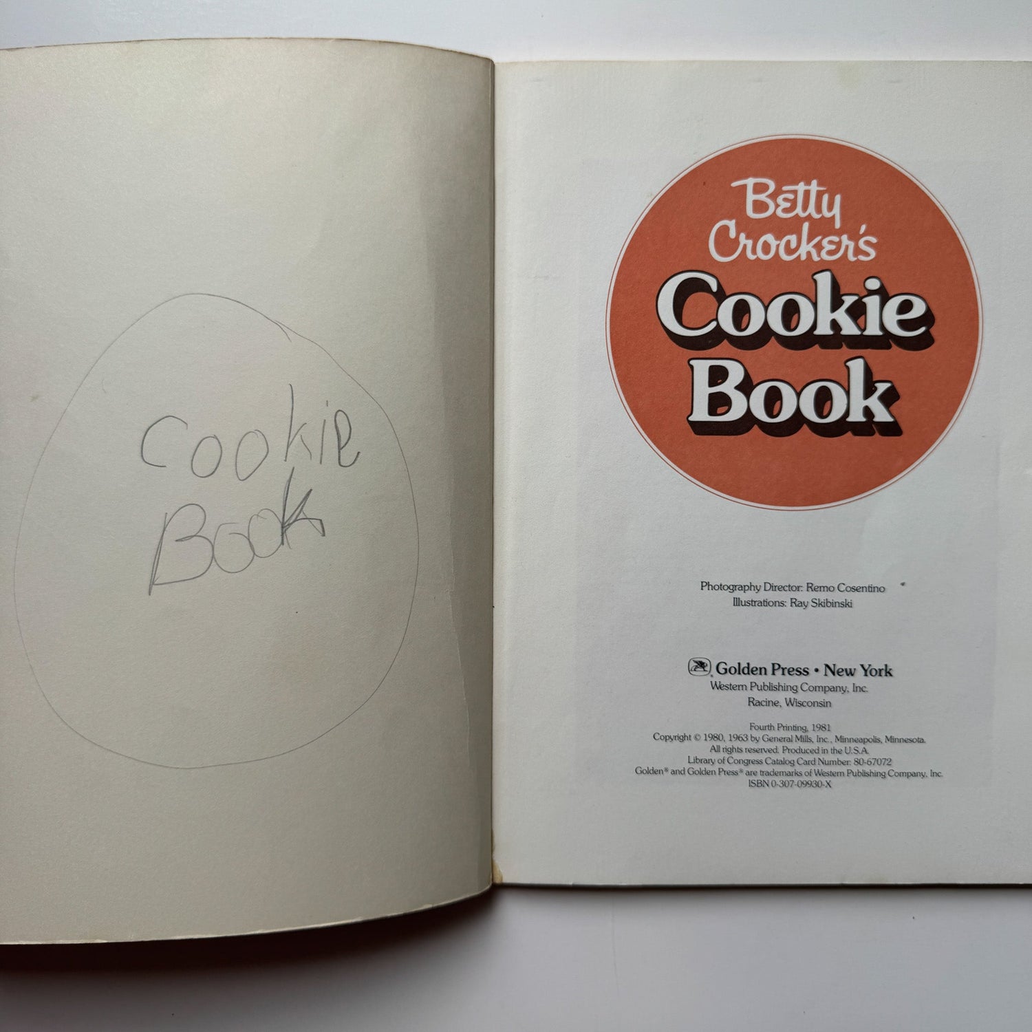 Betty Crocker's Cookie Book 1981 Softcover - Pretty Old Books