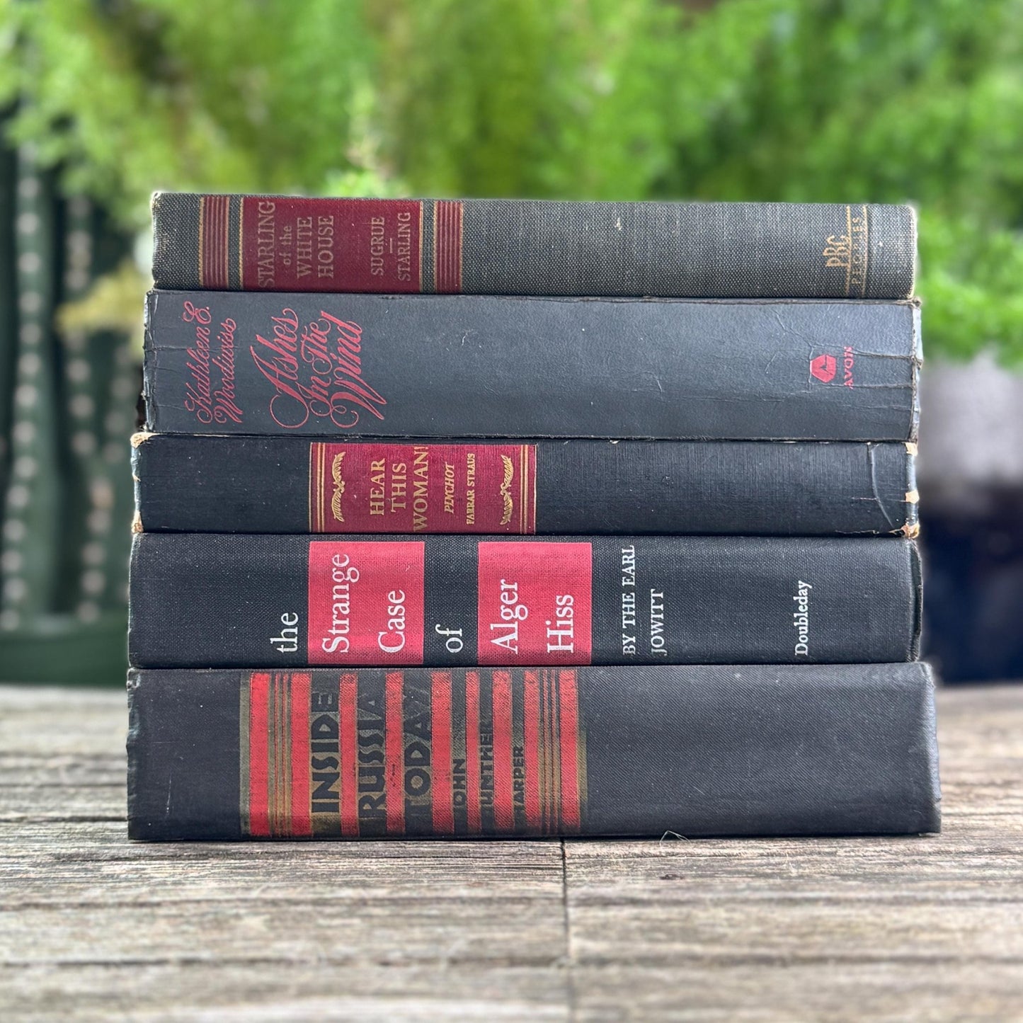 Black and Red Vintage Mid Century Books for Shelf Styling - Pretty Old Books