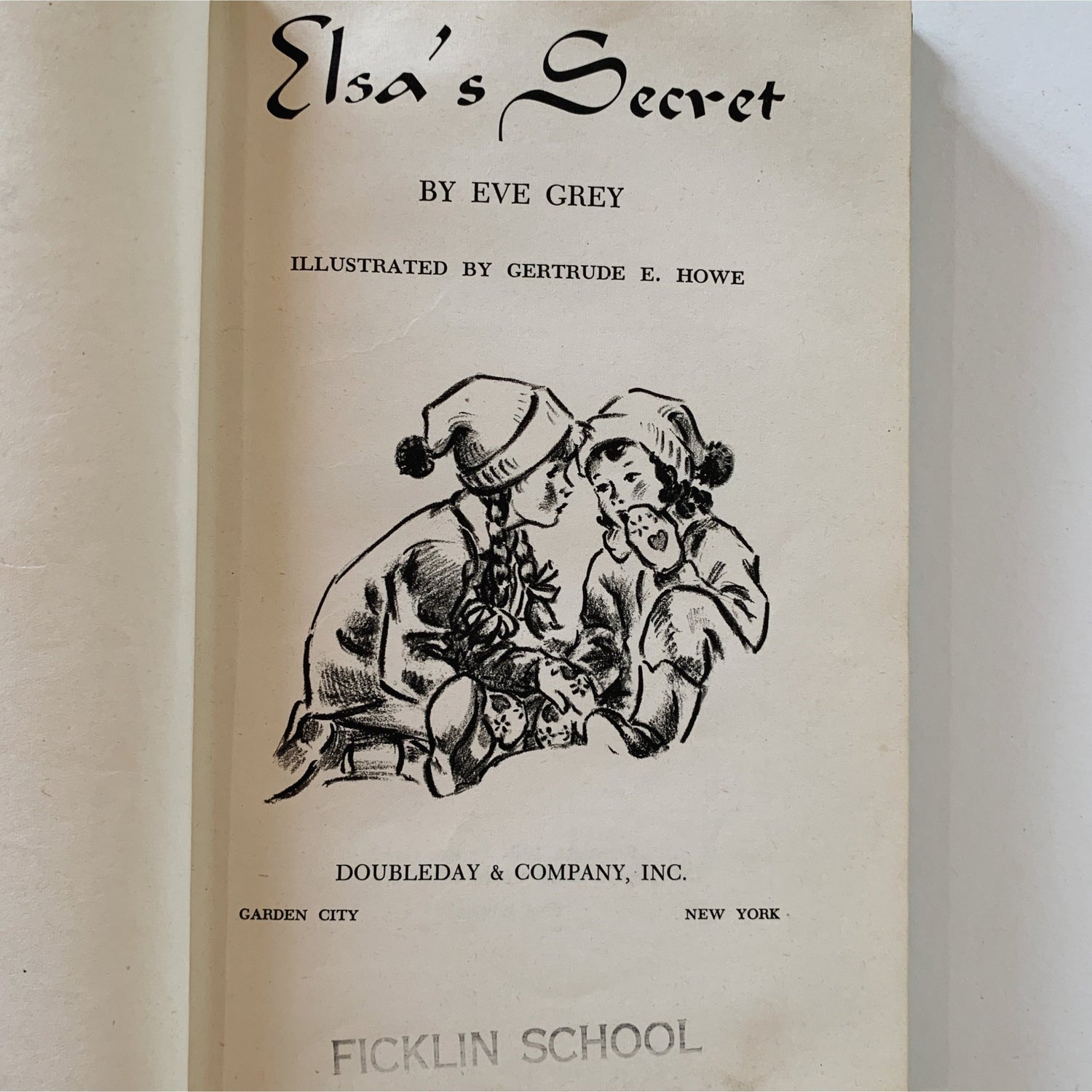 Elsa's Secret, Eve Grey, 1948, First Edition, Children's Fiction - Pretty Old Books