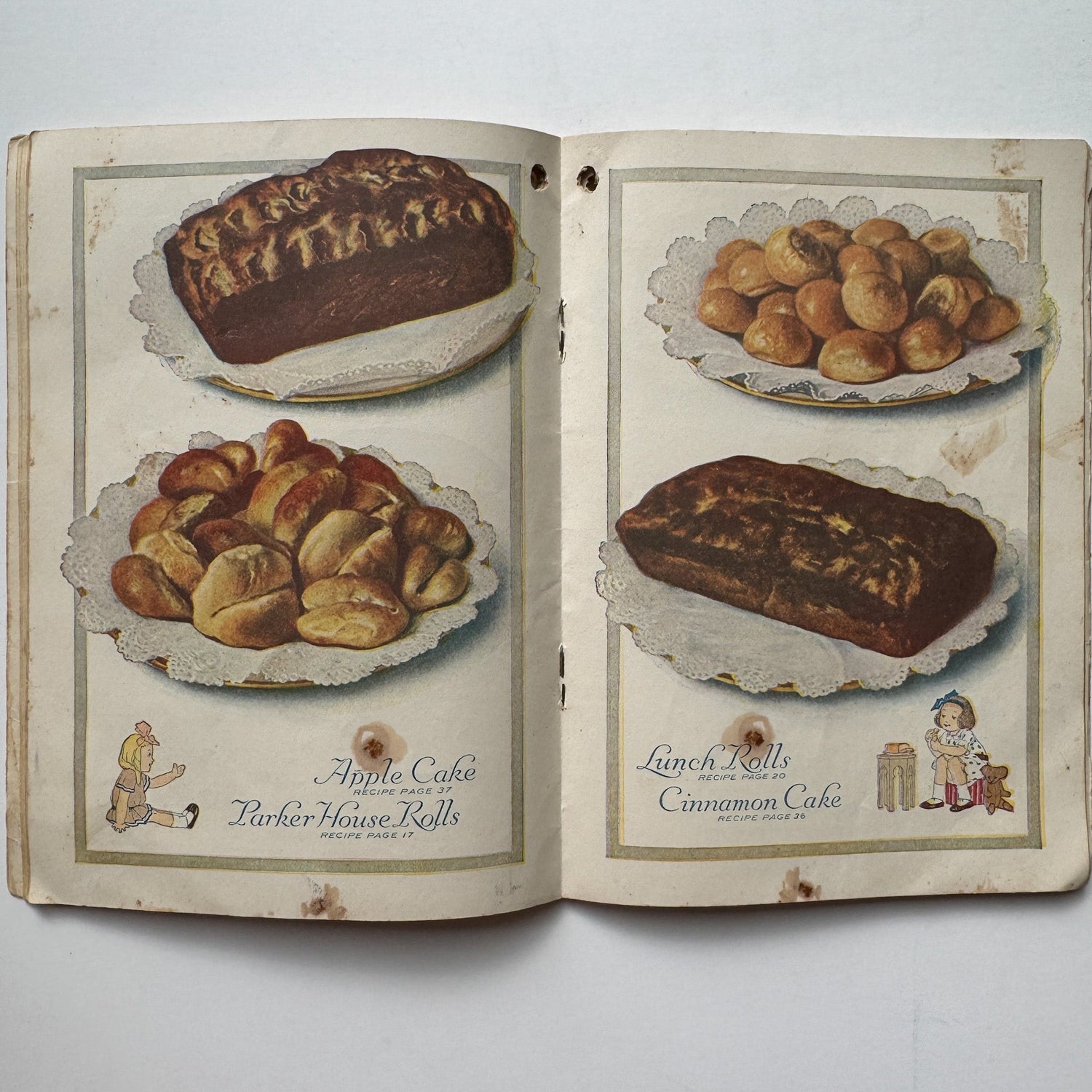 Fleischmann's Recipes for Baking Raised Breads, 1916 Cook Book - Pretty Old Books
