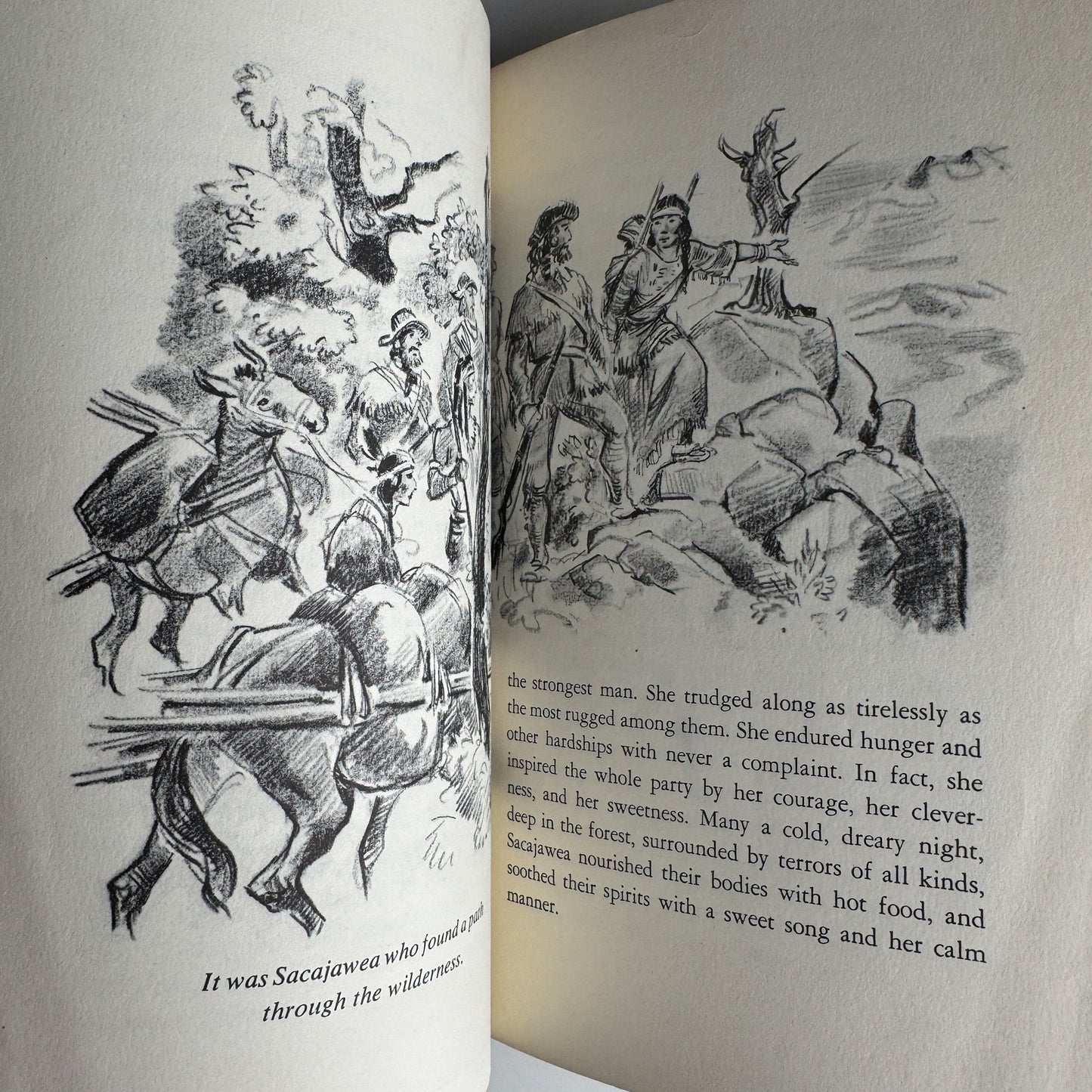 Great American Heroines, Arnold Dolin, Illustrated, 1960 Hardcover - Pretty Old Books