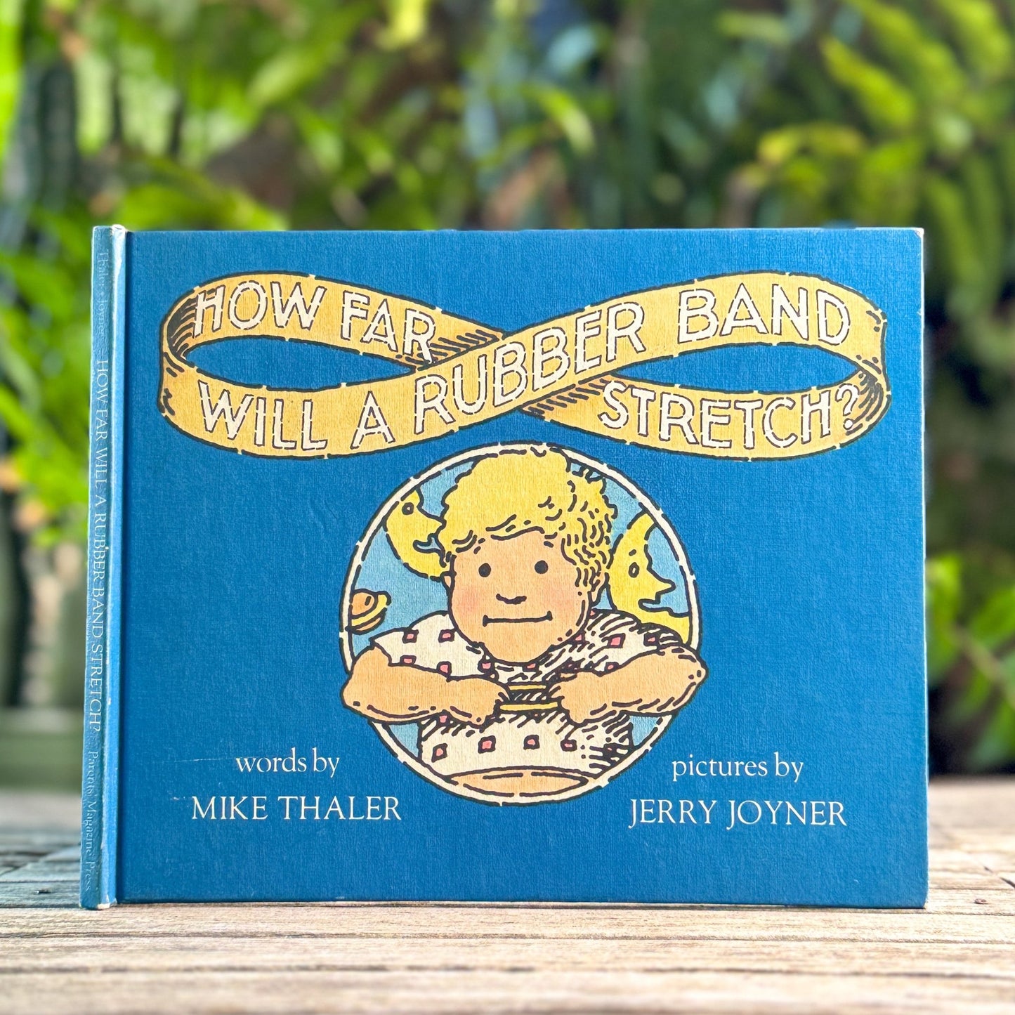 How Far Will a Rubber Band Stretch, Mike Thaler, Pictures by Jerry Joyner, 1974 - Pretty Old Books