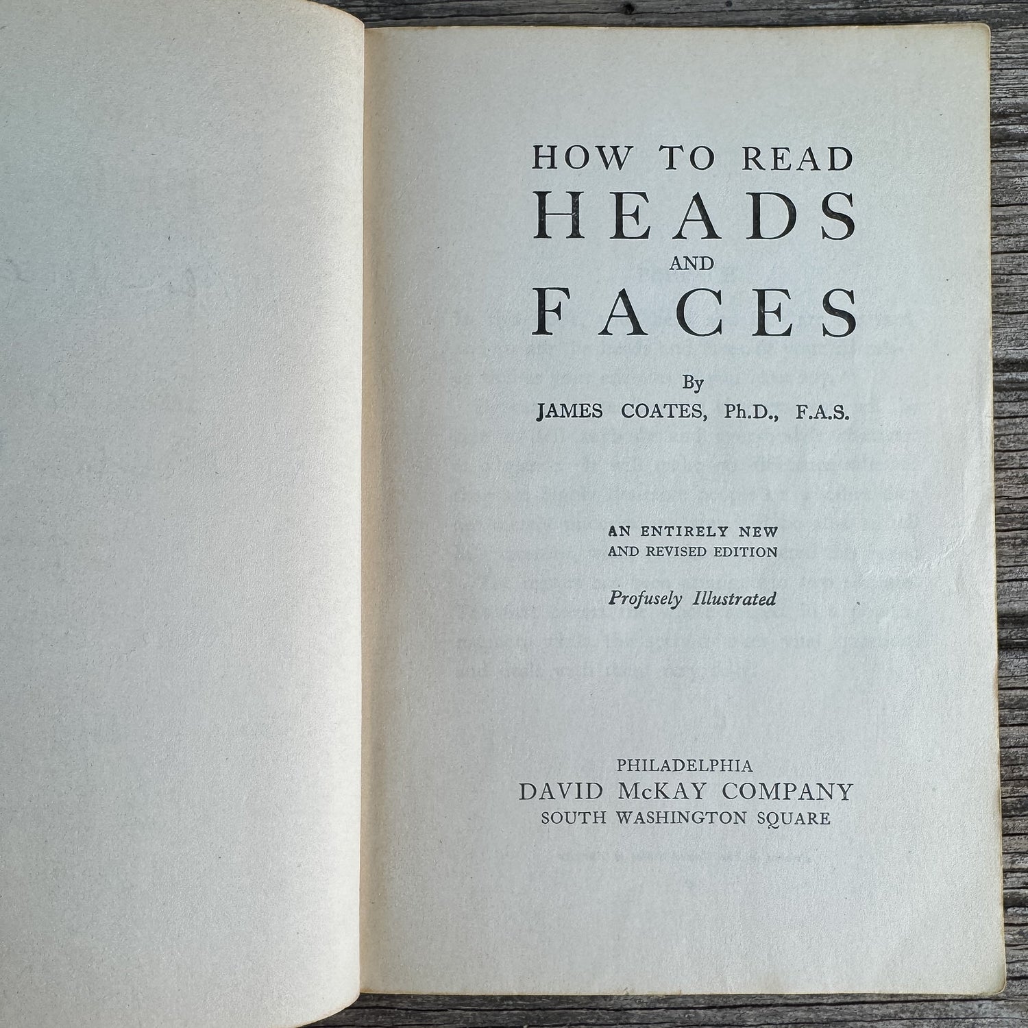 How to Read Heads and Faces, James Coates - Pretty Old Books