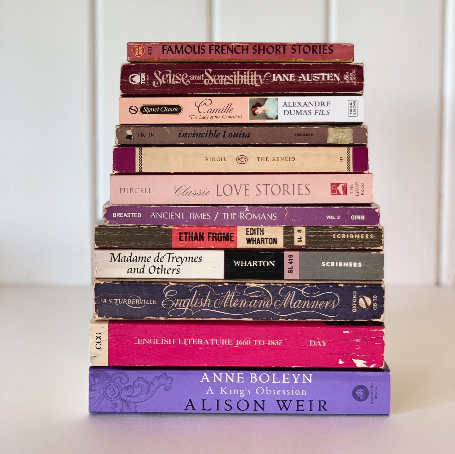 Pink and Purple Paperback Vintage Classic Book Bundle,Shabby Chic Pink Shelf Decor, Farmhouse Bookshelf Decor