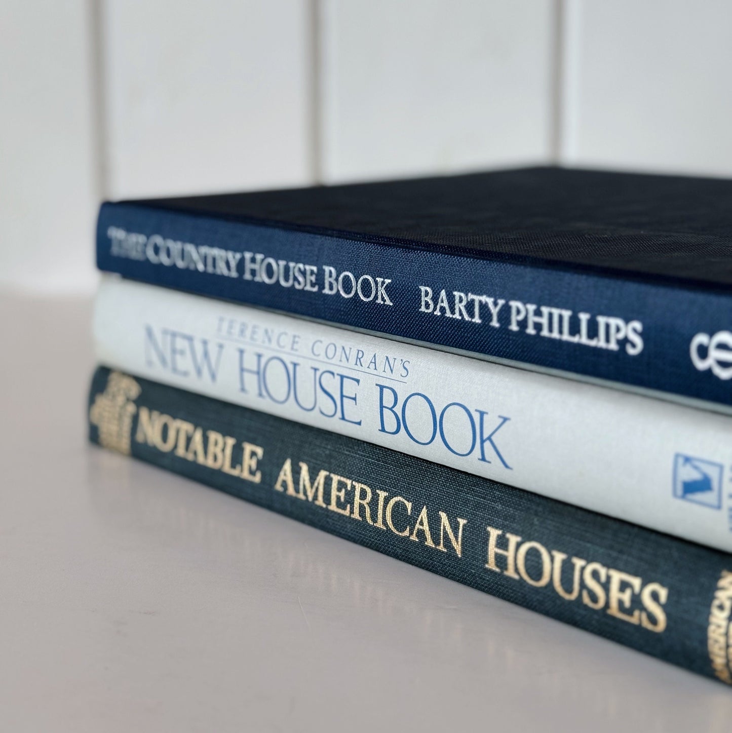 Vintage Blue House Design-Themed Coffee Table Books For Decor, Homes and Houses