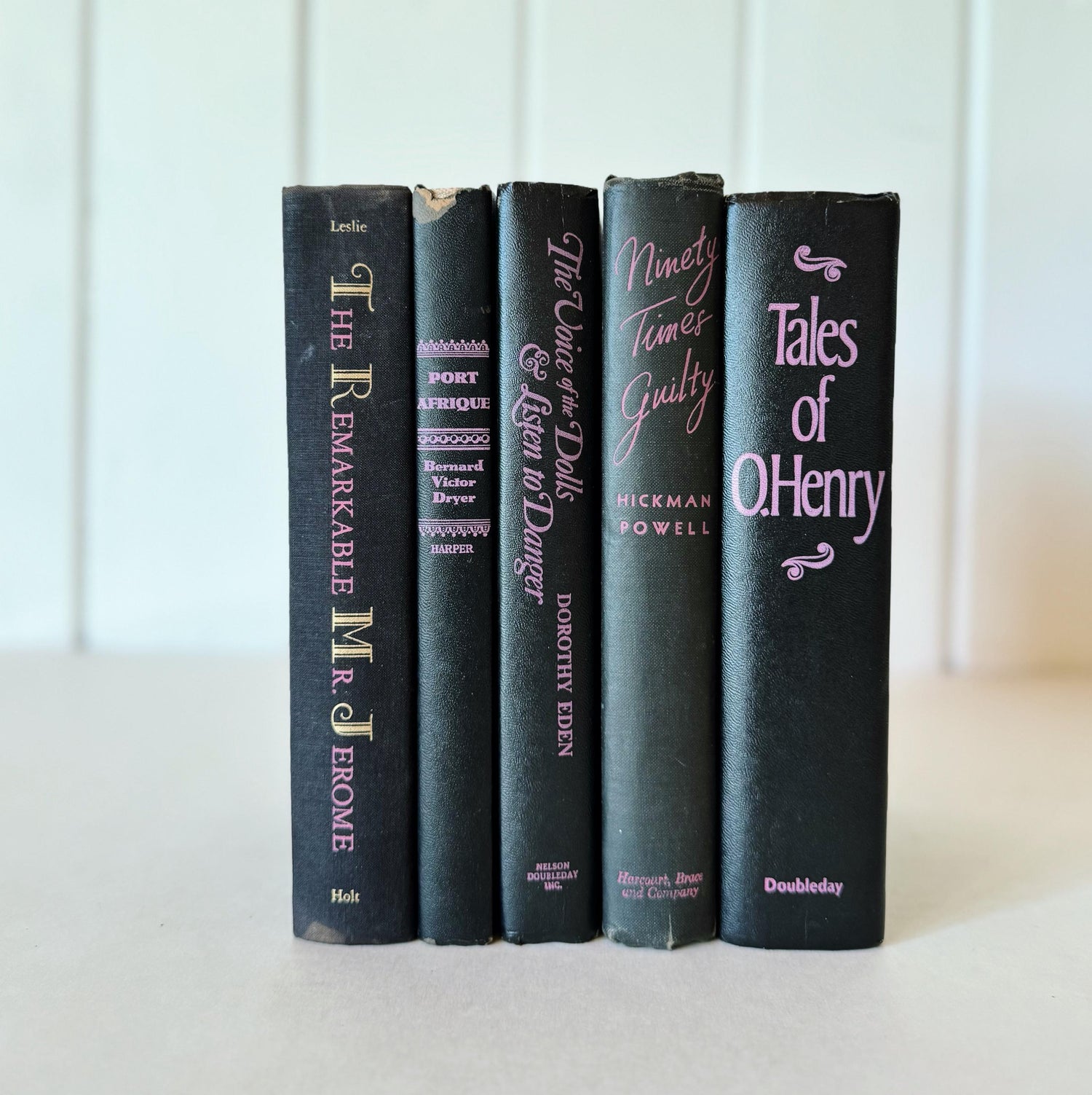 Vintage Black and Purple Book Bundle for Shelf Styling, Retro Books By Color