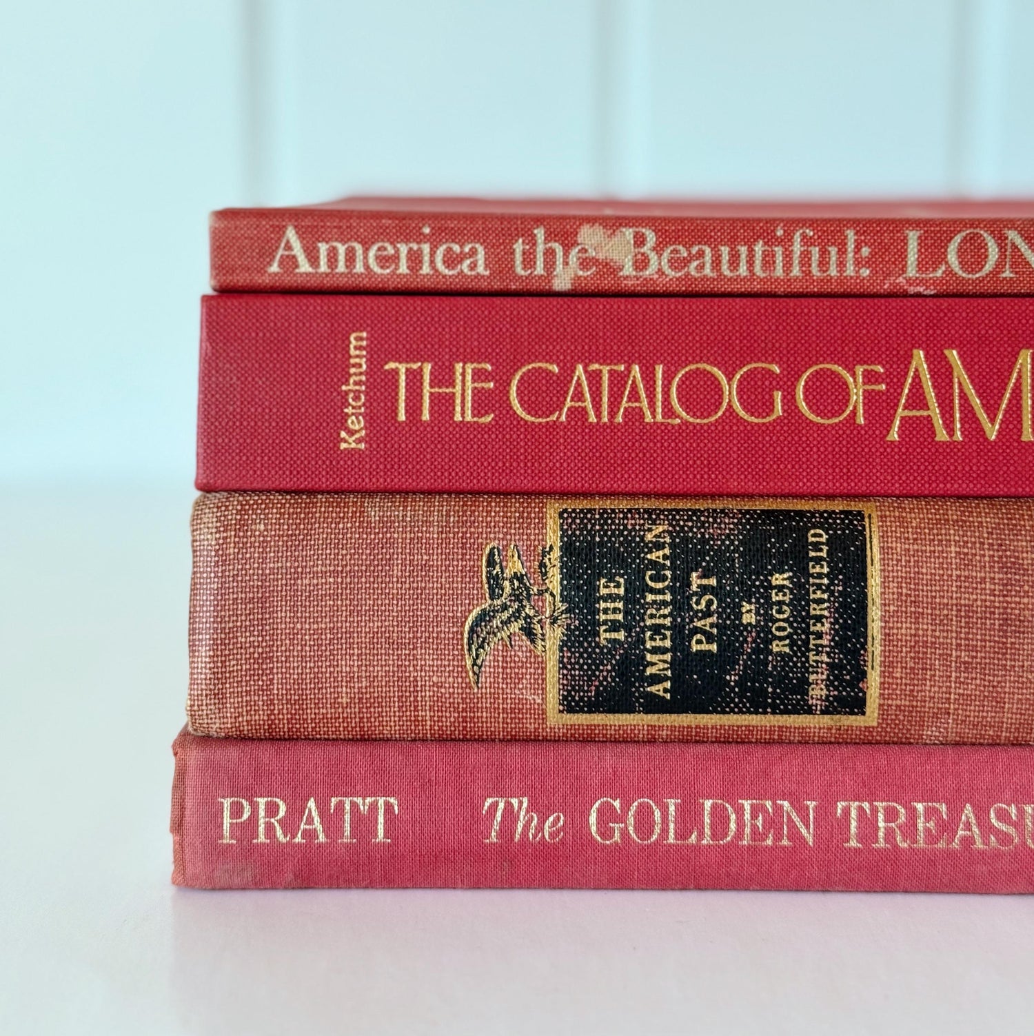 Vintage Red America Themed Coffee Table Books for Display, Books By Color, Vintage Book Set