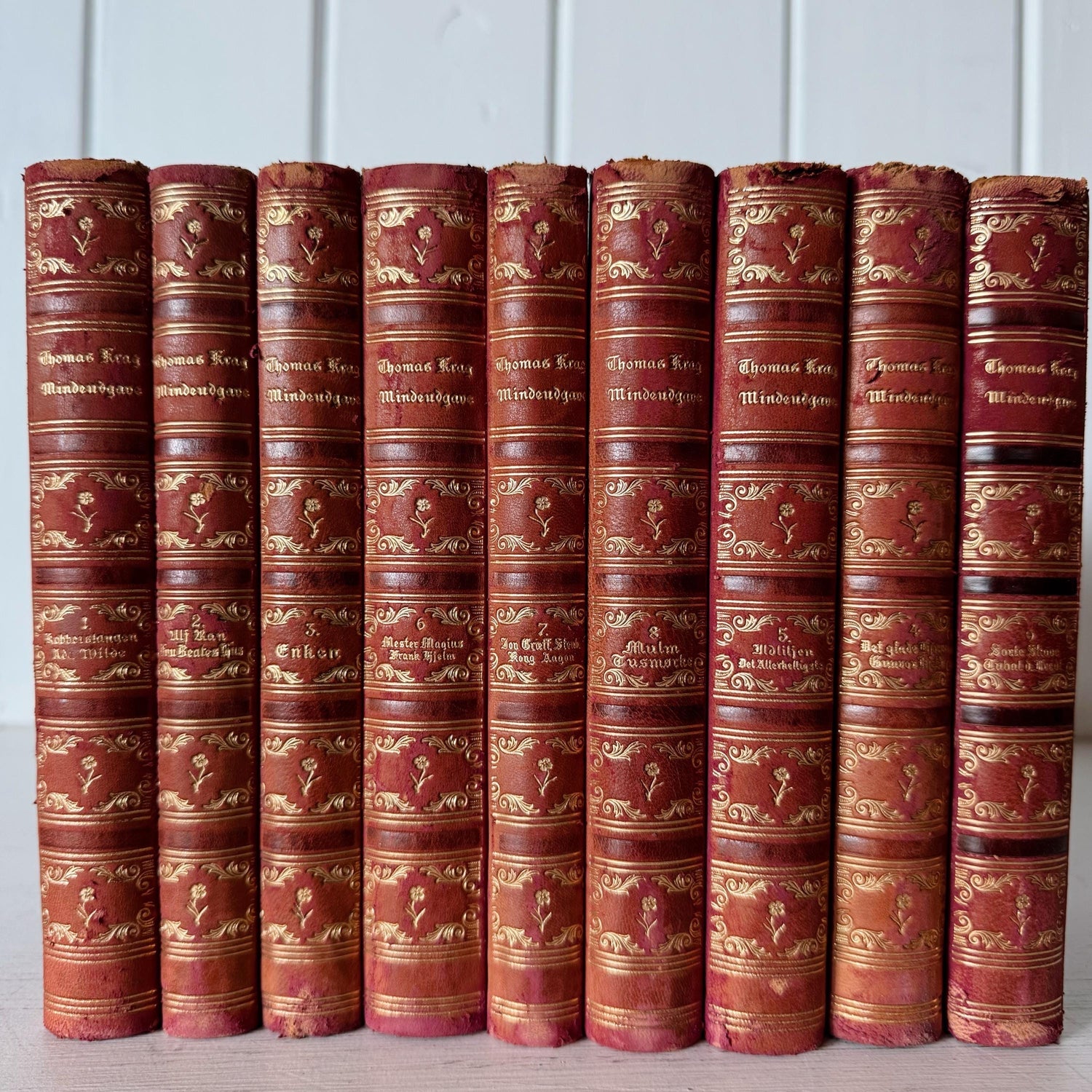 Antique Red and Gold Ornate Leather Bound Norwegian Book Set from 1910s, Thomas Krag Memorial Edition Mindeudgave