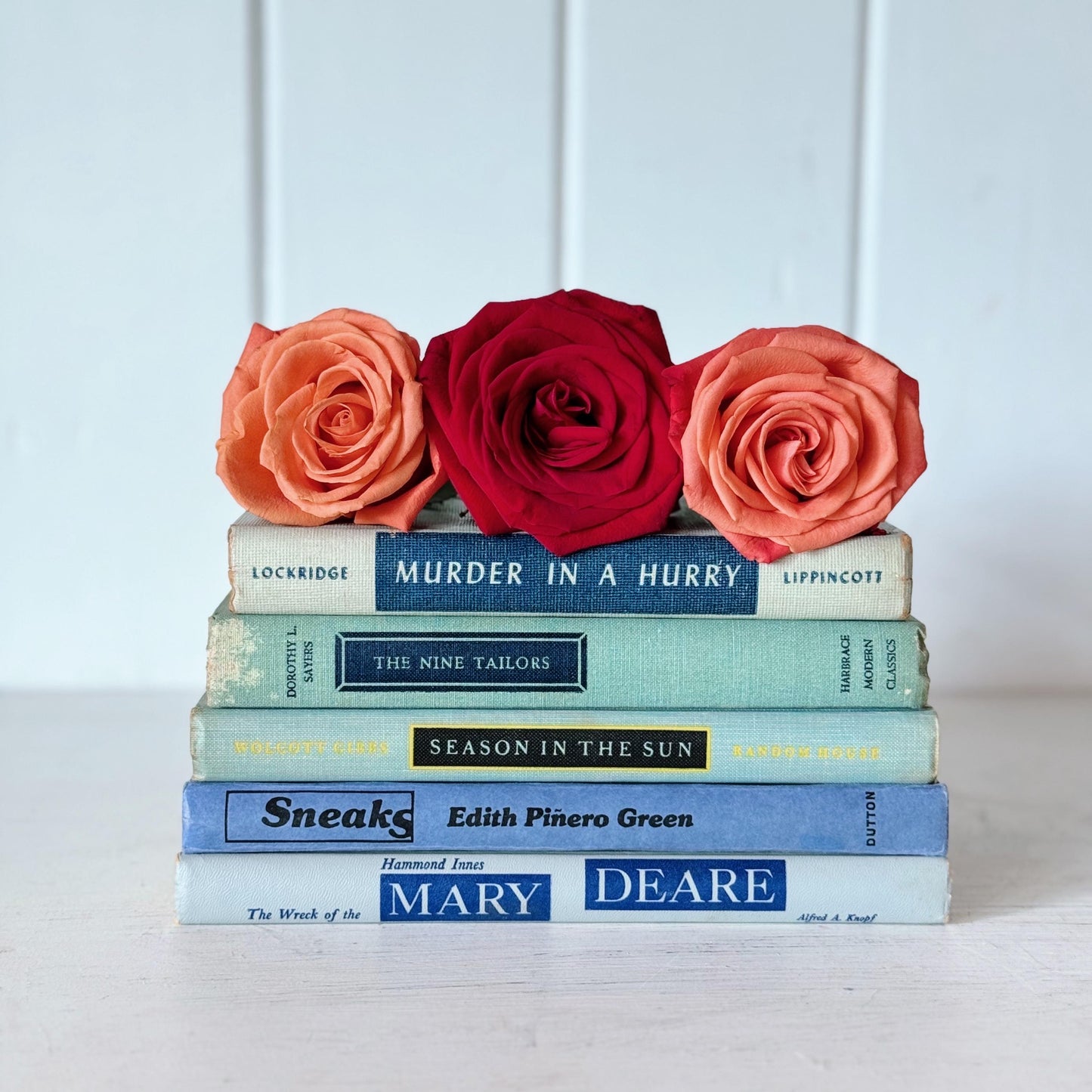 Vintage Blue and Blue-Gray Book Set for Shelf Styling, Retro Books With Vintage Vibe