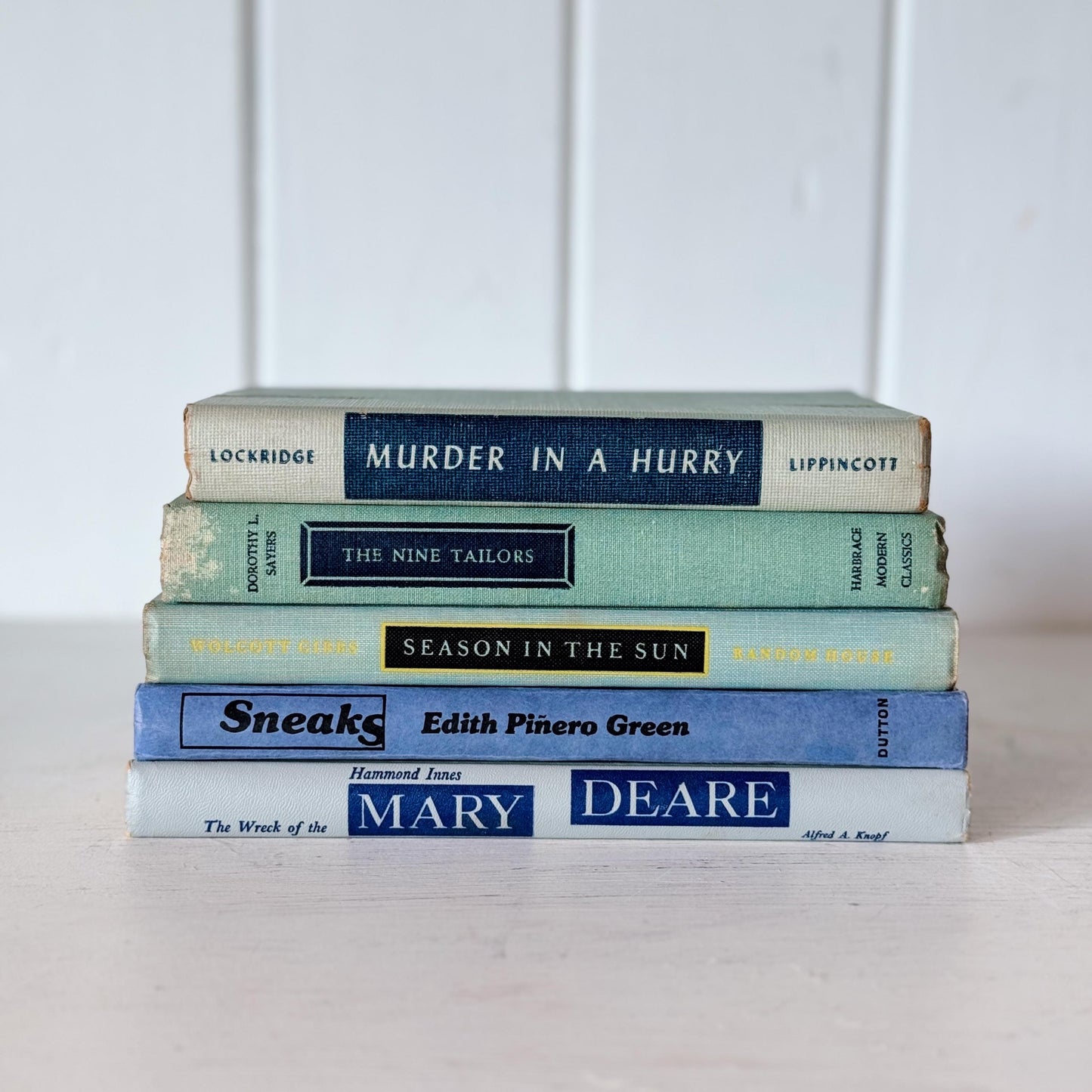 Vintage Blue and Blue-Gray Book Set for Shelf Styling, Retro Books With Vintage Vibe