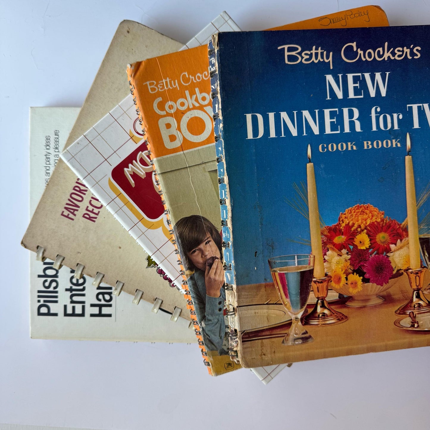 Vintage Spiral-Bound Cook Books for Kitchen Shelf Styling, 1960 and 1970s Decor