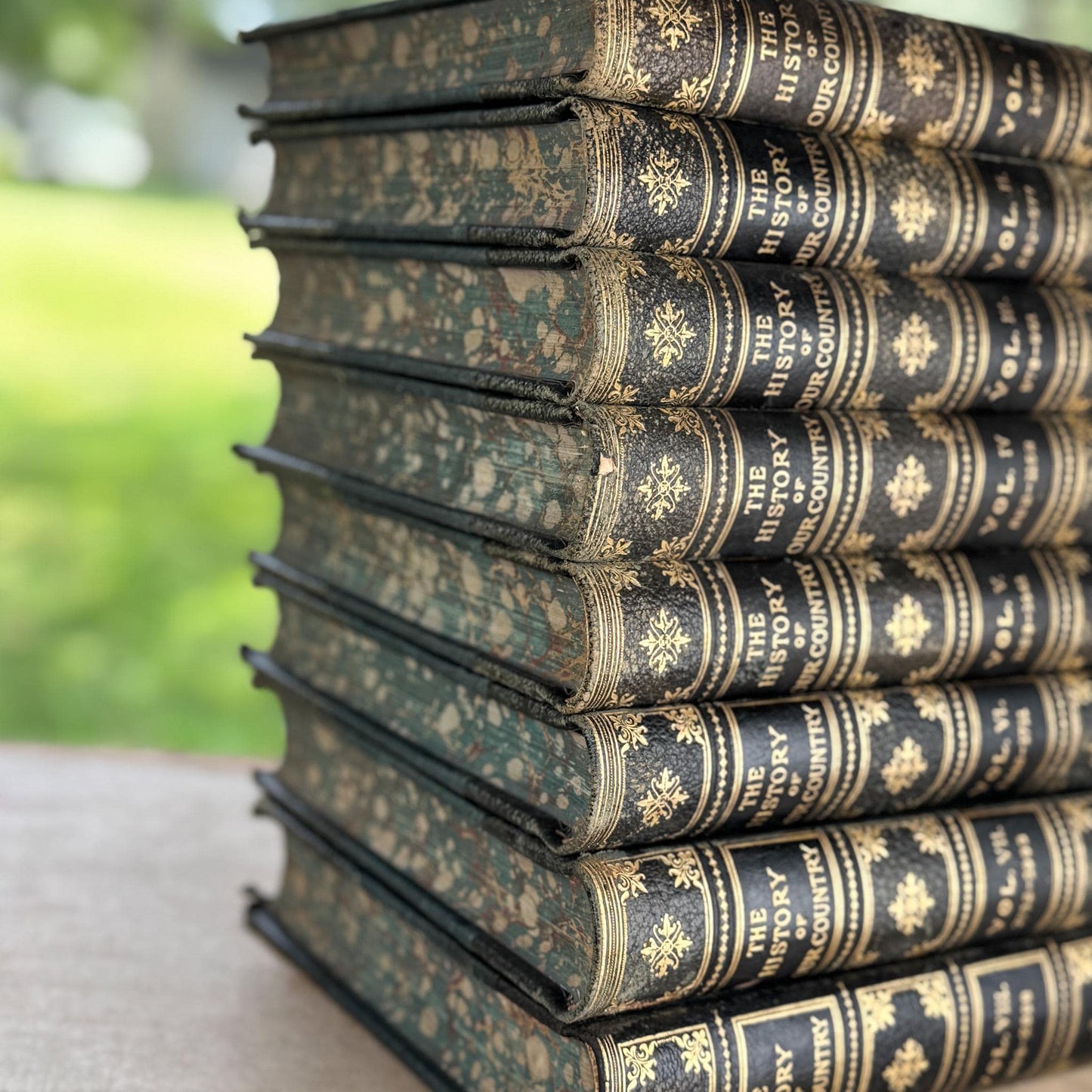 The History of Our Country 8 Volume Set 1899 Edition de Luxe, Antique Black Leather-Bound Tall Book Set