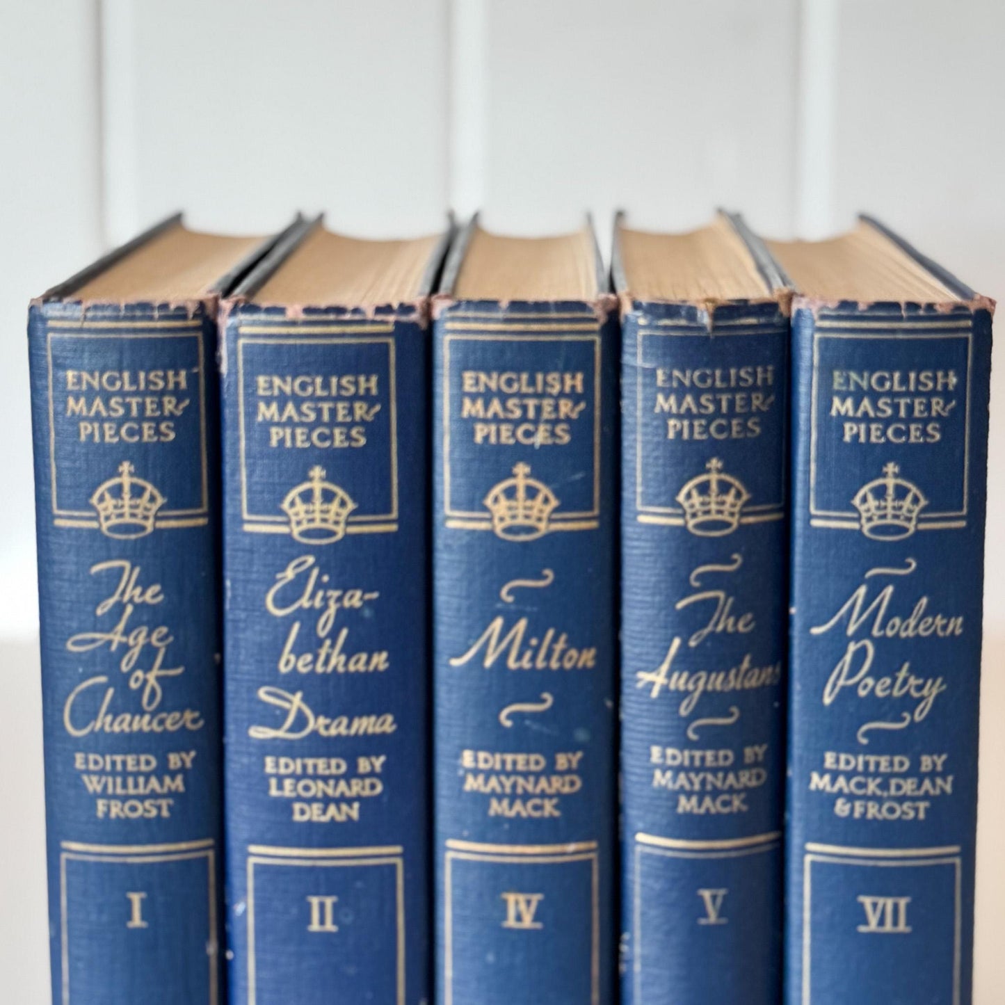 English Masterpieces Dark Blue Book Set, Navy Blue & Gold Vintage Books