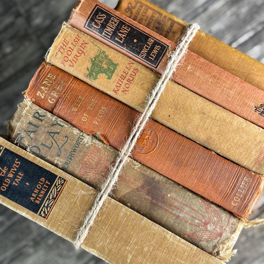 Antique Shabby Earth-Toned Orange Red, Rust, and Beige Boo Bundle