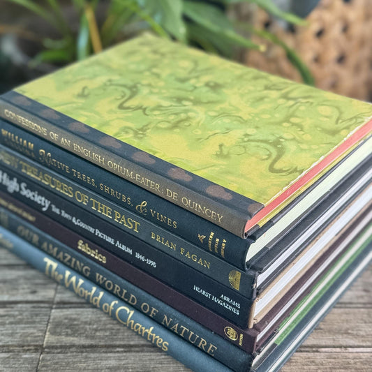 Black and Dark Brown Vintage Coffee Table Books for Styling