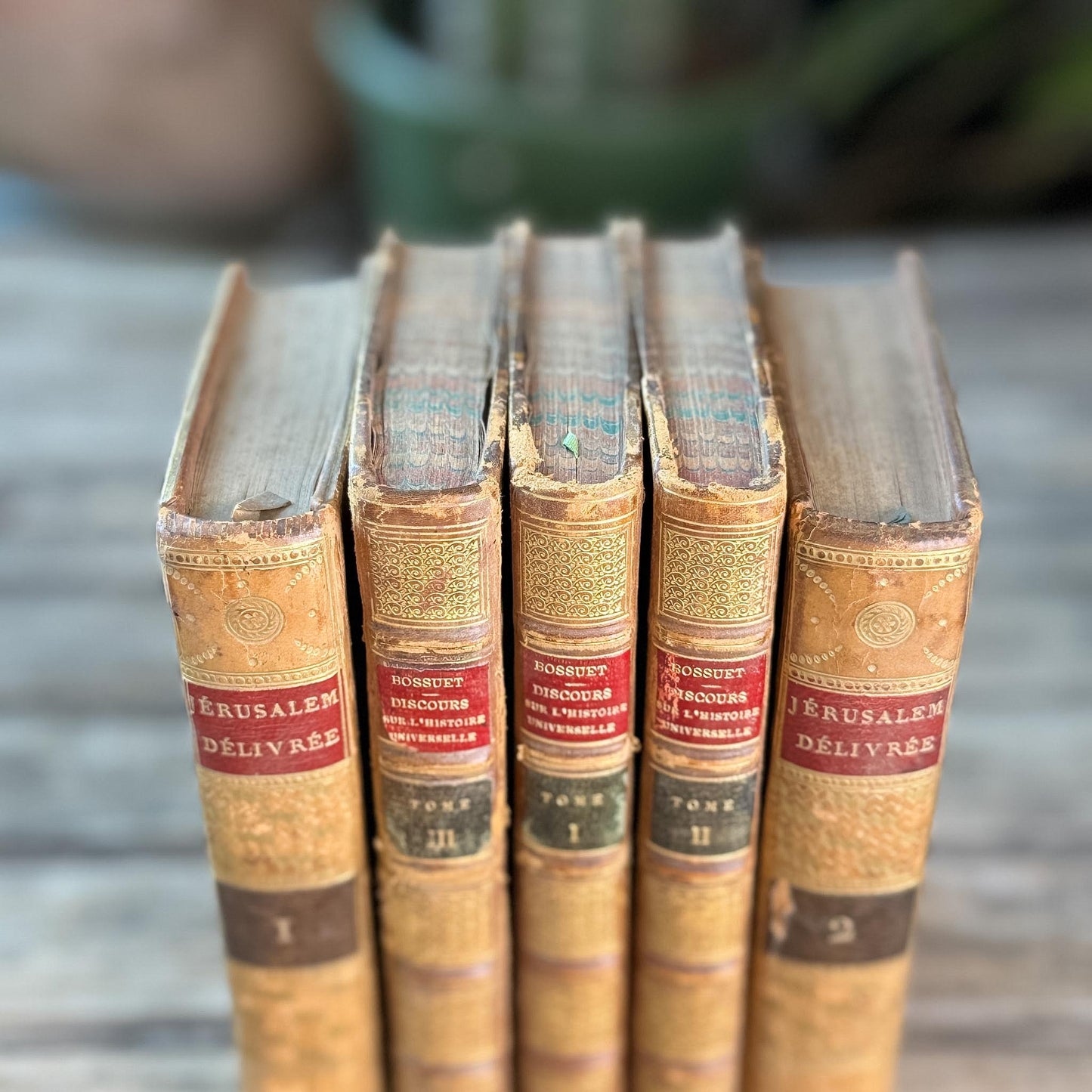 Small Gold Antique French Book Set - Jérusalem Délivrée & Bossuet, 5 Volumes