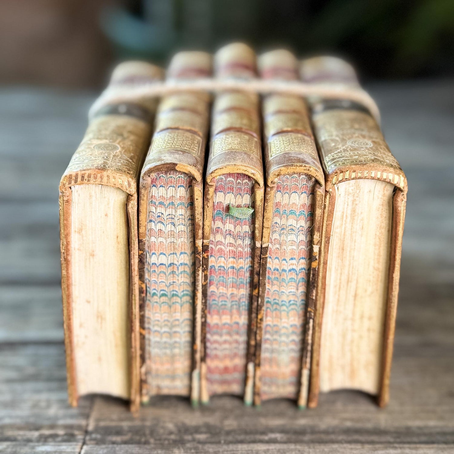Small Gold Antique French Book Set - Jérusalem Délivrée & Bossuet, 5 Volumes