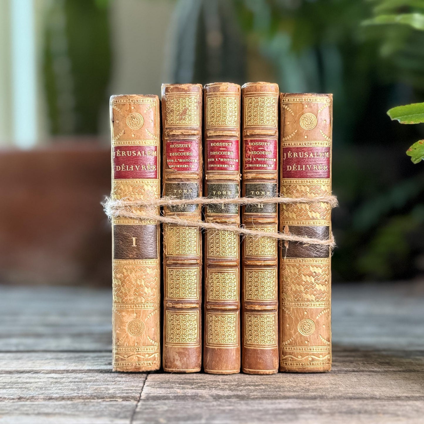 Small Gold Antique French Book Set - Jérusalem Délivrée & Bossuet, 5 Volumes
