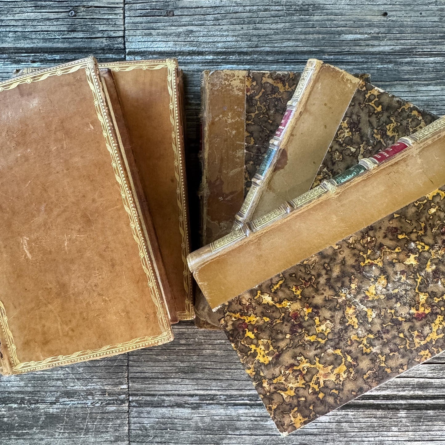 Small Gold Antique French Book Set - Jérusalem Délivrée & Bossuet, 5 Volumes