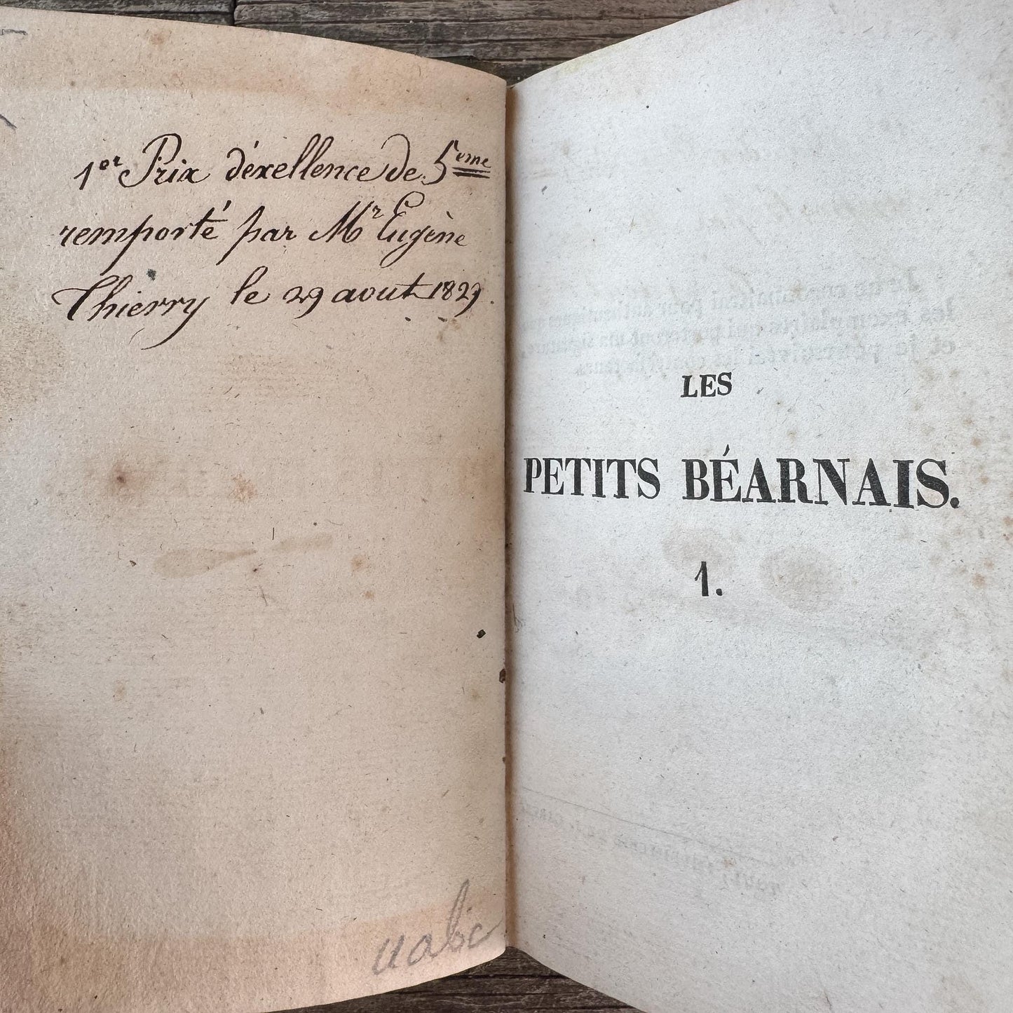 Antique Gold, Black, and Red French Leather Book Set of Les Petits Béarnais by Delafaye, 1824, 4 Volumes