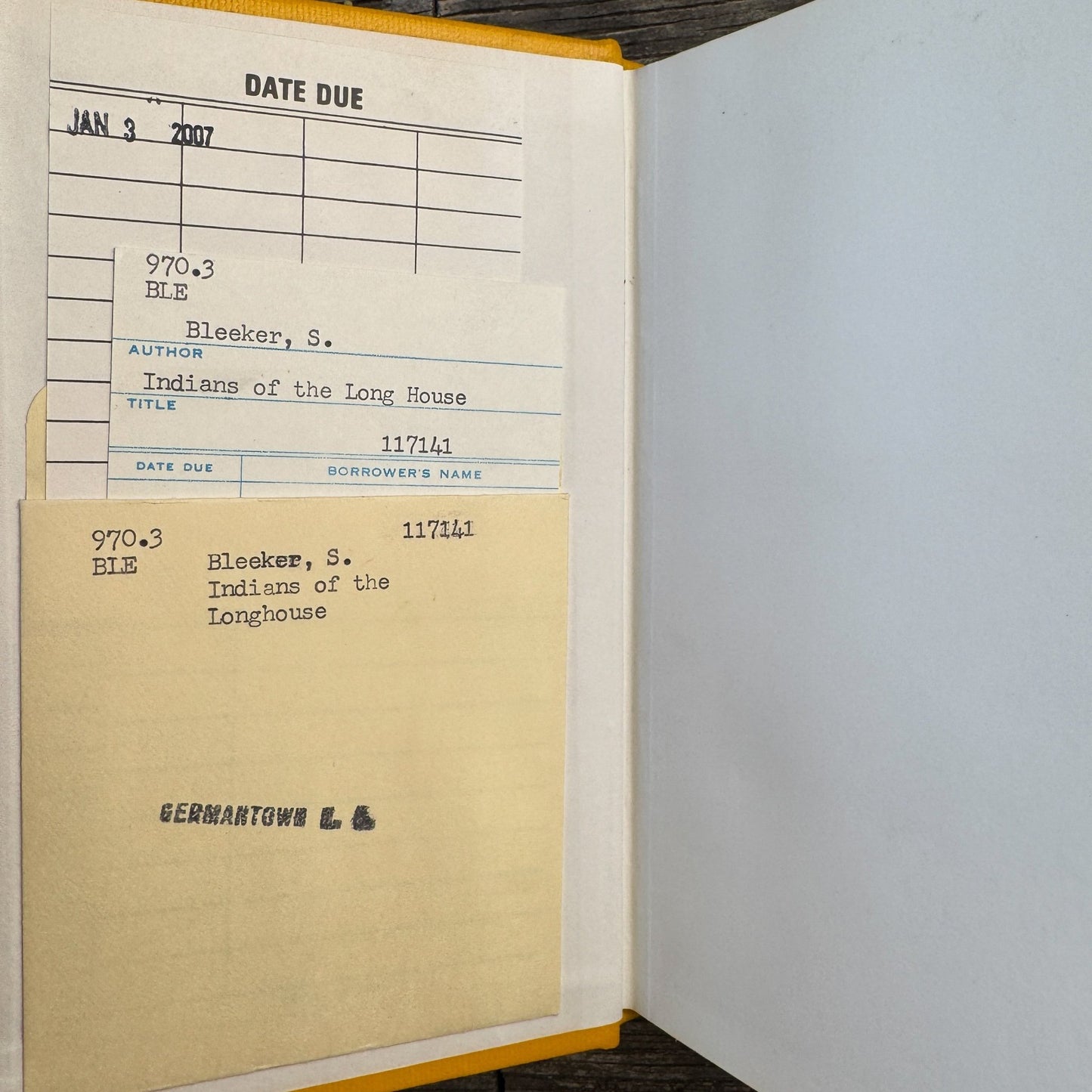 Indians of the Longhouse: The Story of the Iroquois, Sonia Bleeker, 1950 - Pretty Old Books