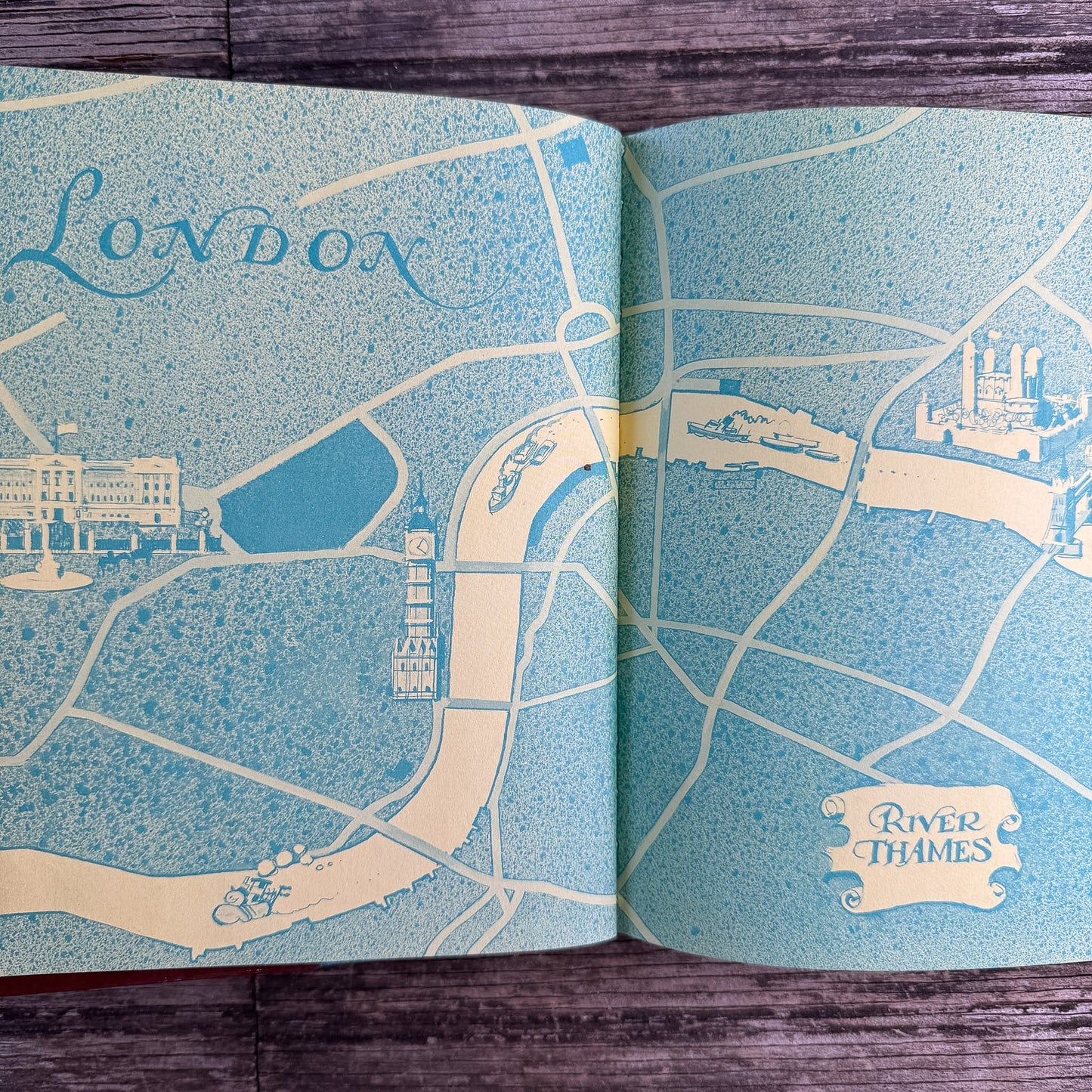 Little Toot on the Thames, Hardie Gramatky, 1964 - Pretty Old Books