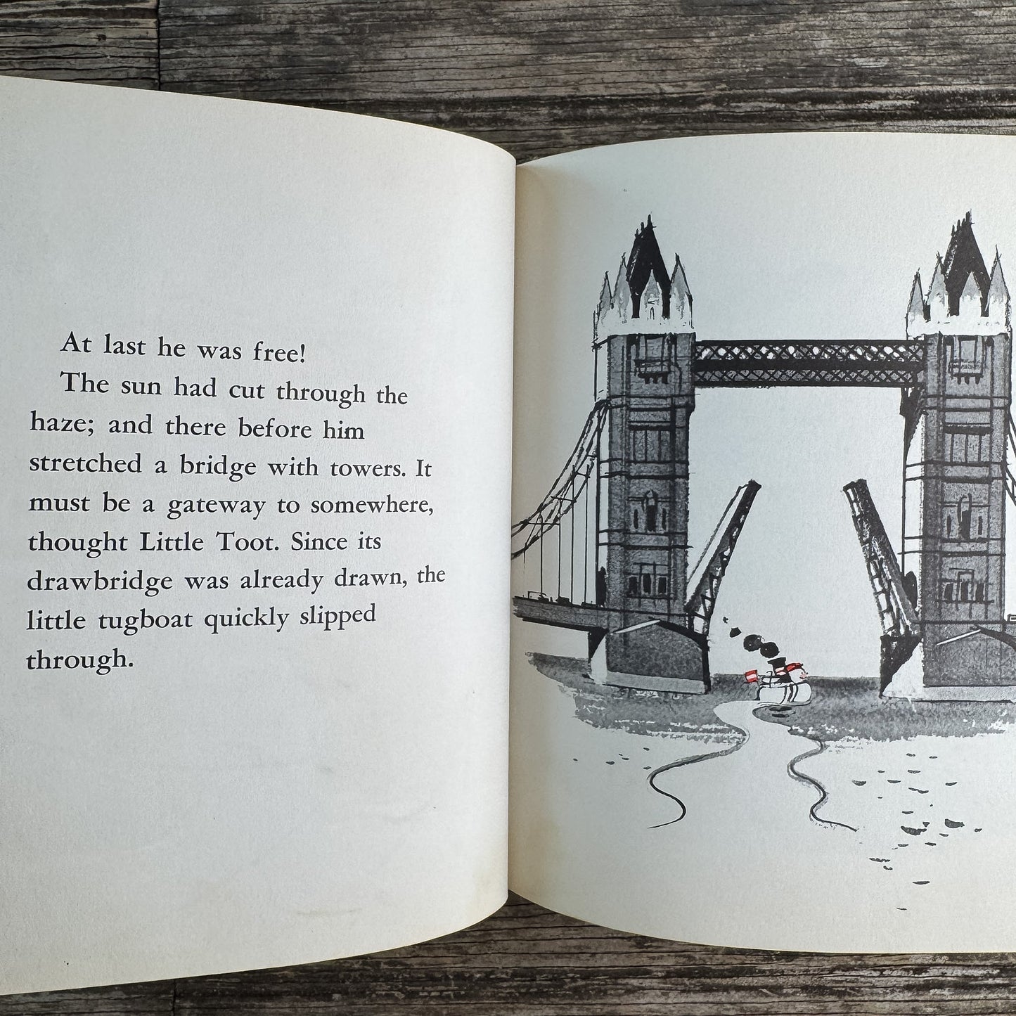 Little Toot on the Thames, Hardie Gramatky, 1964 - Pretty Old Books