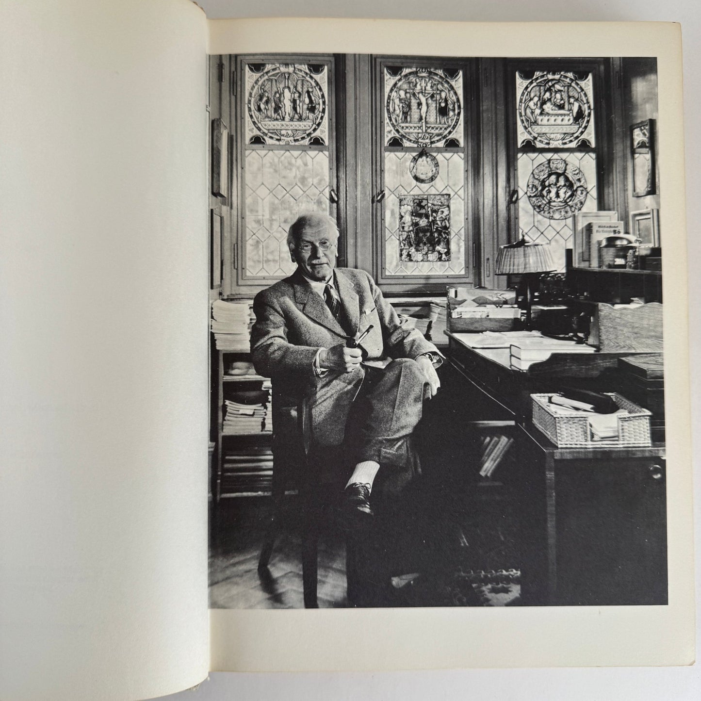 Man and His Symbols by Carl G. Jung, 1964 Book Club Edition - Pretty Old Books