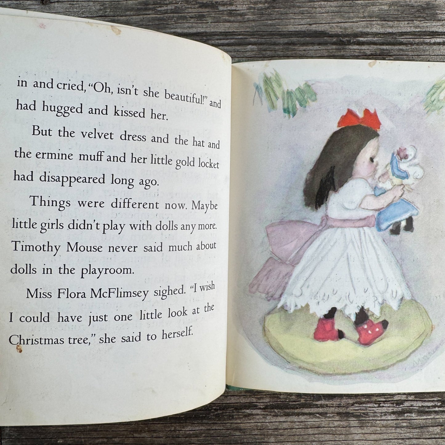 Miss Flora McFlimsey’s Christmas Eve by Mariana, 1969 - Pretty Old Books