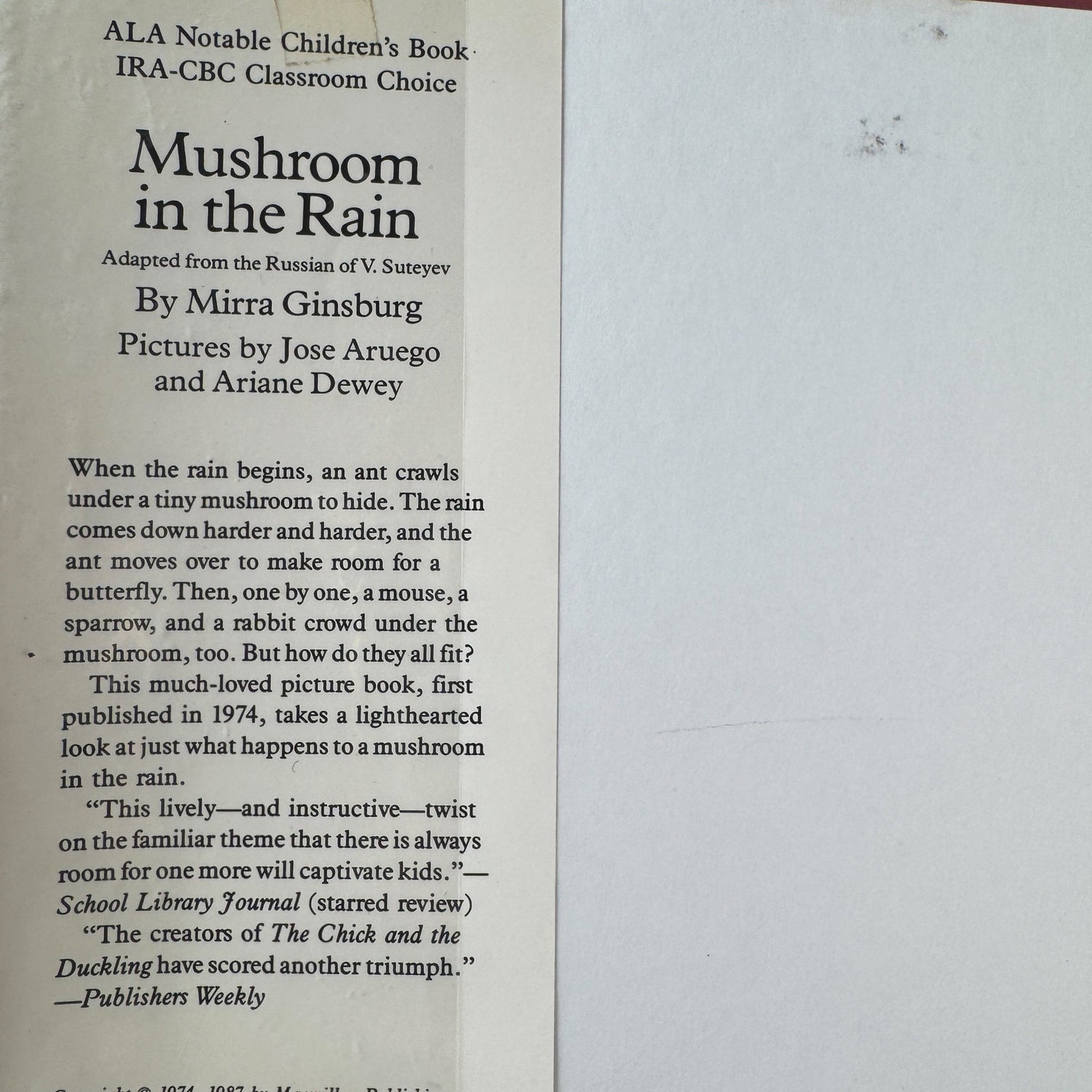 Mushroom in the Rain, Mirra Ginsburg, 1974 - Pretty Old Books