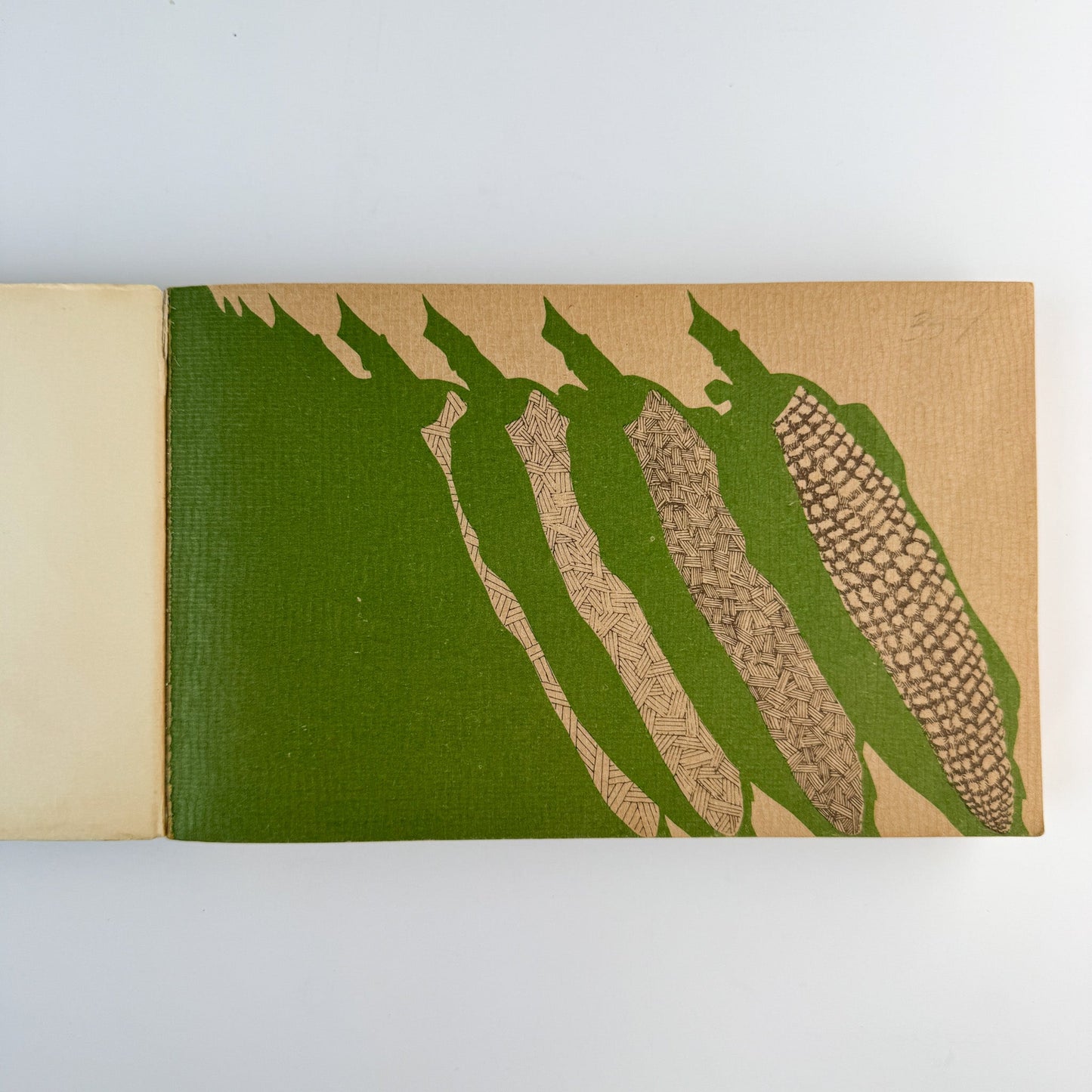 Natural Foods Cookbook, Maxine Atwater, Nitty Gritty Productions, 1972 - Pretty Old Books