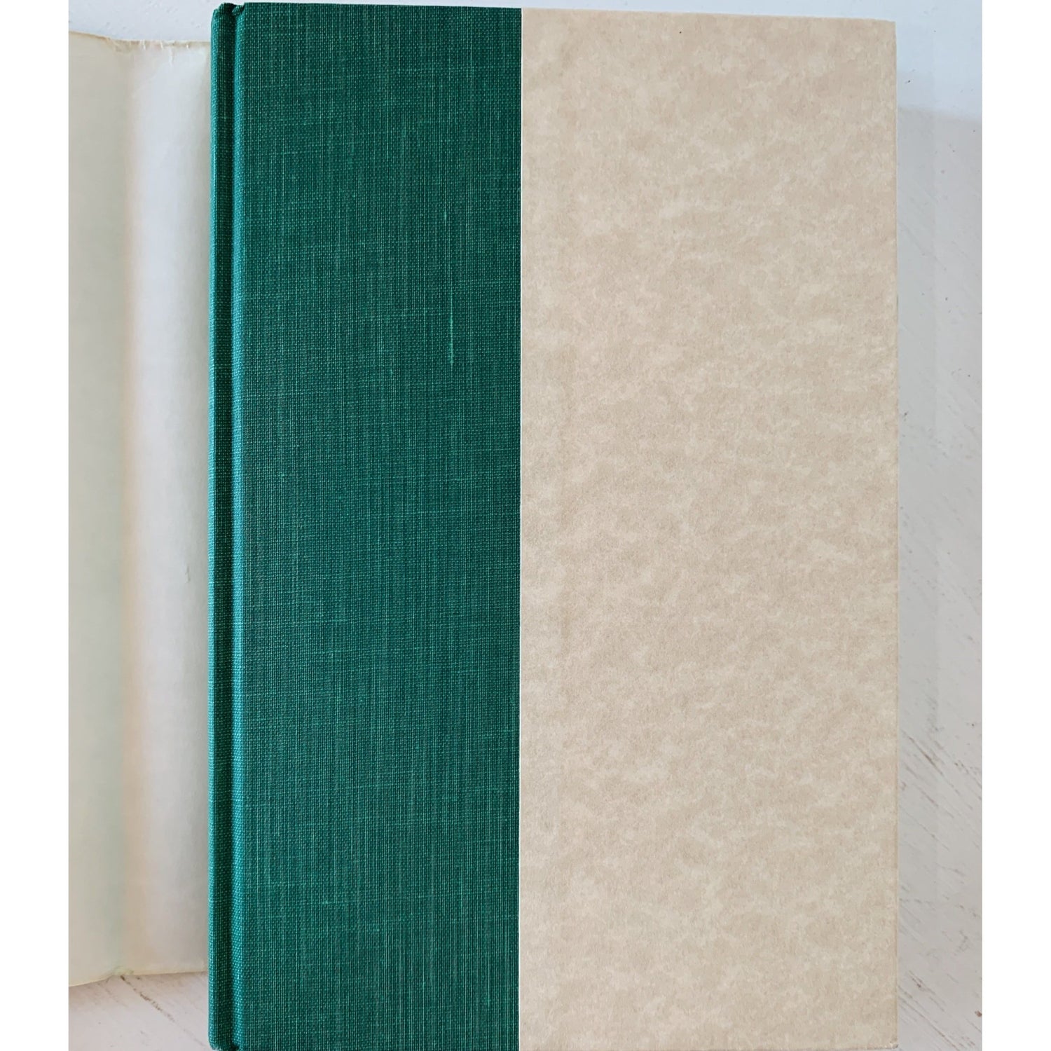 Neighbors to the Birds: A History of Birdwatchng in America, Hardcover 1988 - Pretty Old Books