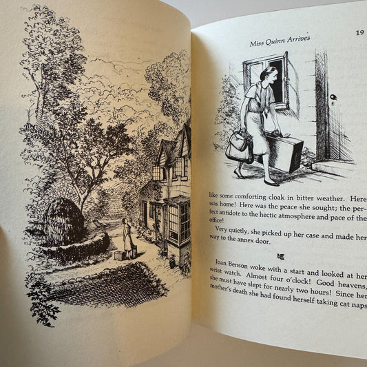 No Holly For Miss Quinn, Miss Read, 1976 Hardcover - Pretty Old Books