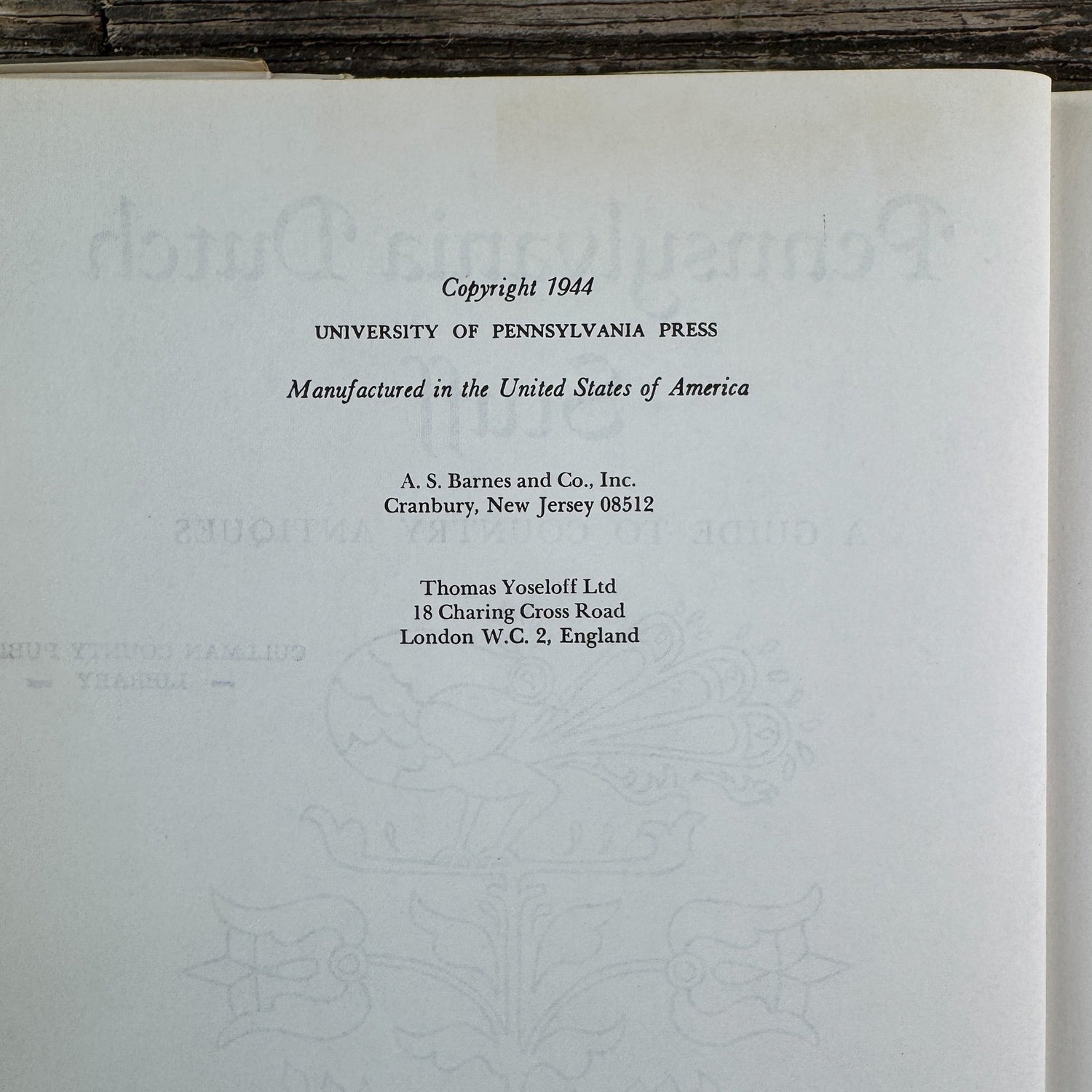 Pennsylvania Dutch Stuff: A Guide to Country Antiques, Earl F. Robacker, 1944 - Pretty Old Books