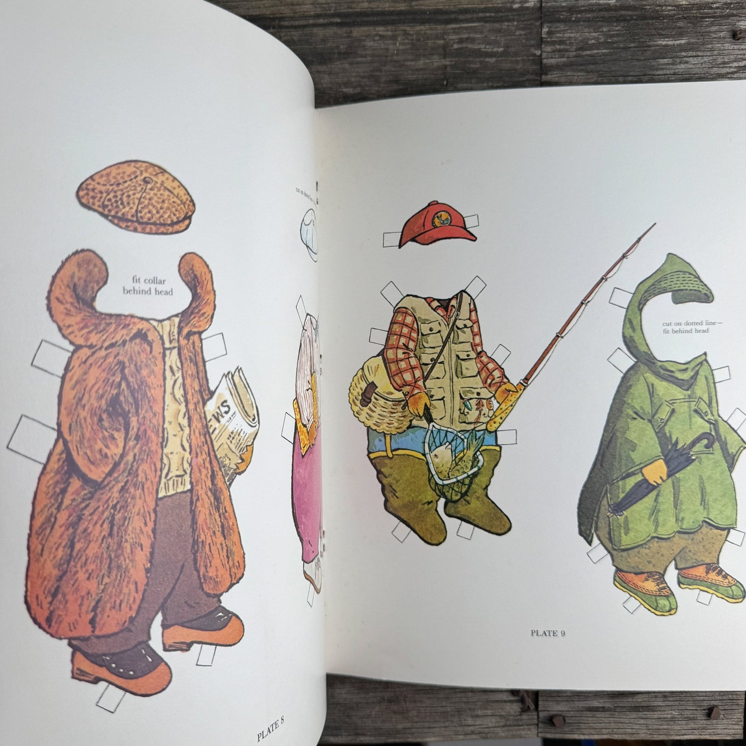 Peter Rabbit Paper Dolls in Full Color, Kathy Allert, 1982 - Pretty Old Books
