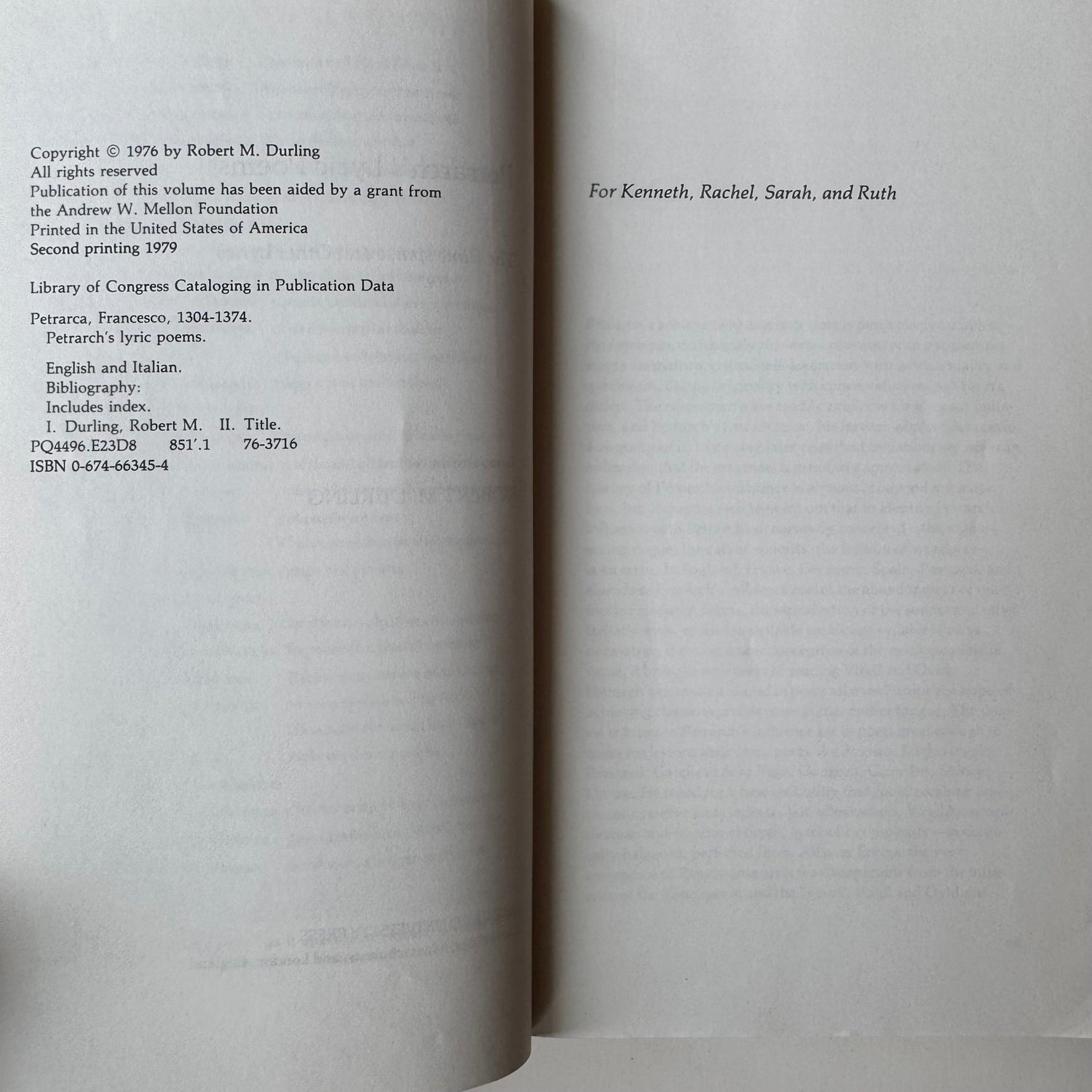 Petrach's Lyric Poems, The Rime sparse and Other Lyrics, Harvard University Press, 1976 - Pretty Old Books