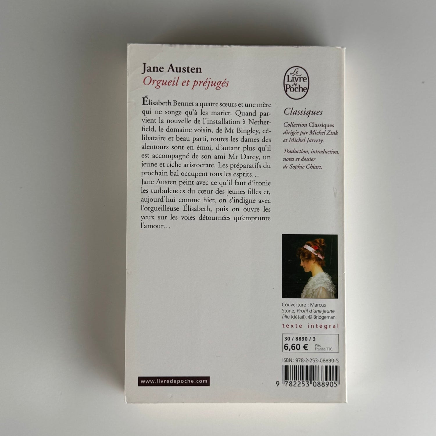 Pride and Prejudice, Jane Austen, Les Classiques de Poche, French Language Paperback 2011 - Pretty Old Books