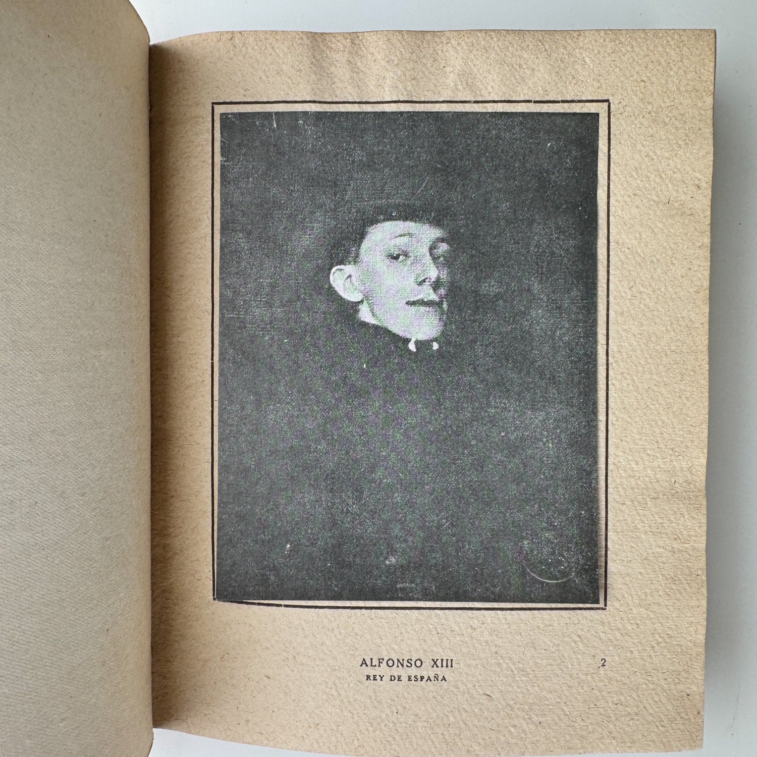 Ramon Casas, Editorial Estrella, Madrid, Antique Portraiture Softcover - Pretty Old Books
