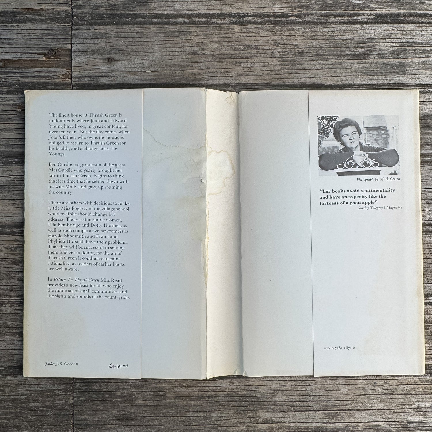 Return to Thrush Green, Miss Read, 1978, First Edition, British - Pretty Old Books