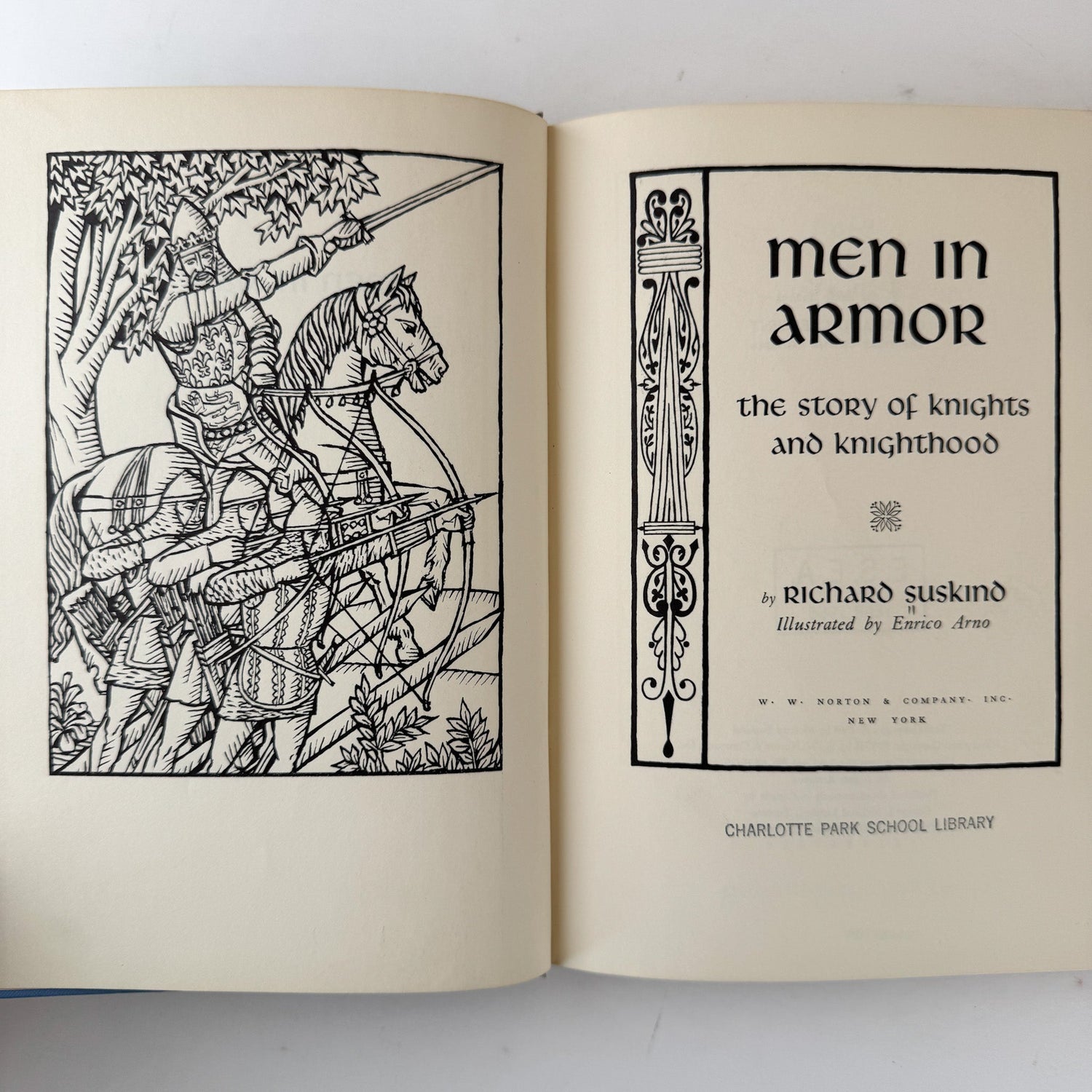 Richard Suskind: Men in Armor, The Story of Knights and Knighthood, 1968 - Pretty Old Books