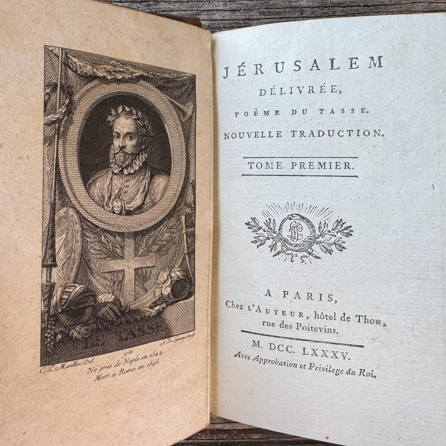 Small Gold Antique French Book Set - Jérusalem Délivrée & Bossuet, 5 Volumes - Pretty Old Books
