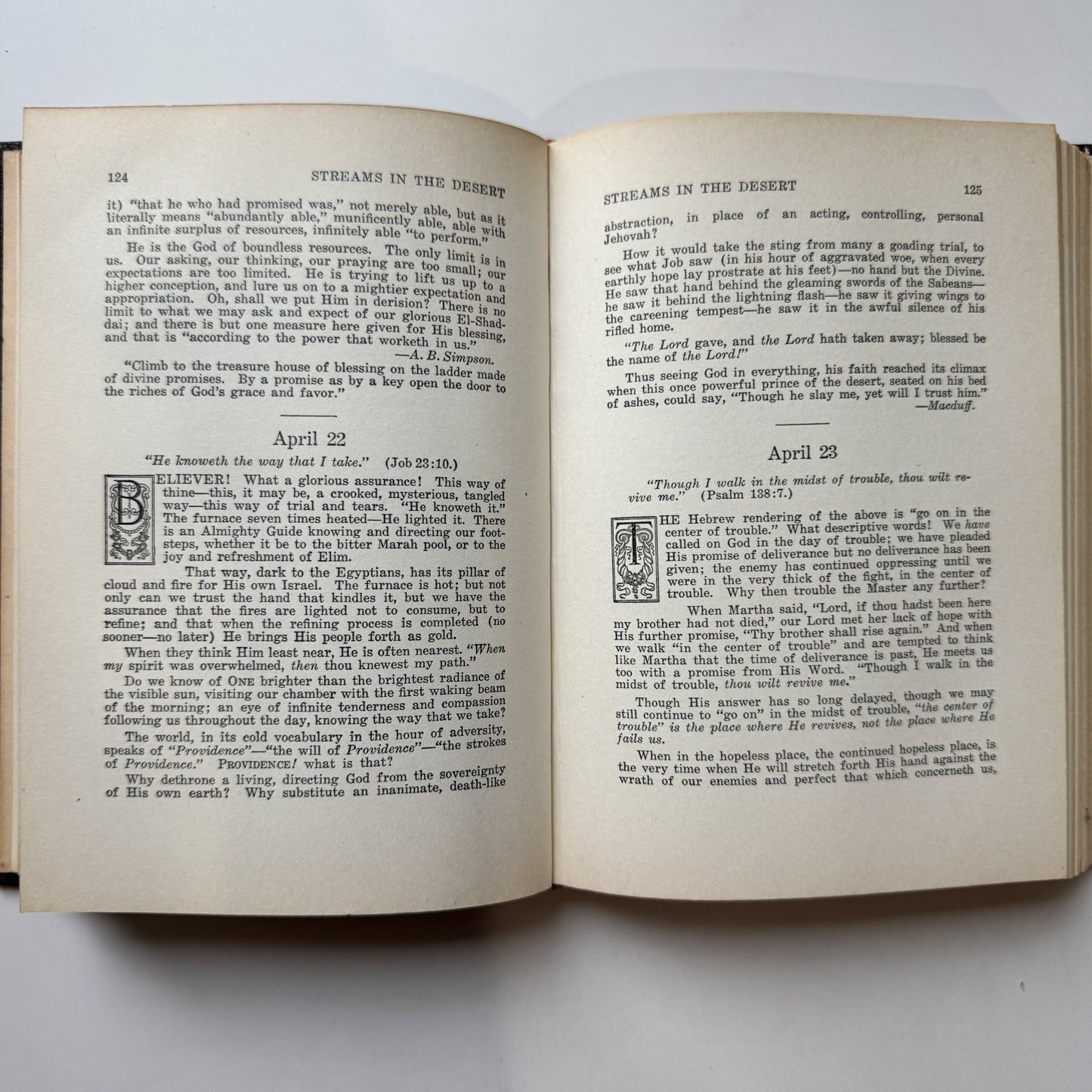 Streams in the Desert, Vintage Daily Devotional, 20th Printing, 1940, Hardcover - Pretty Old Books