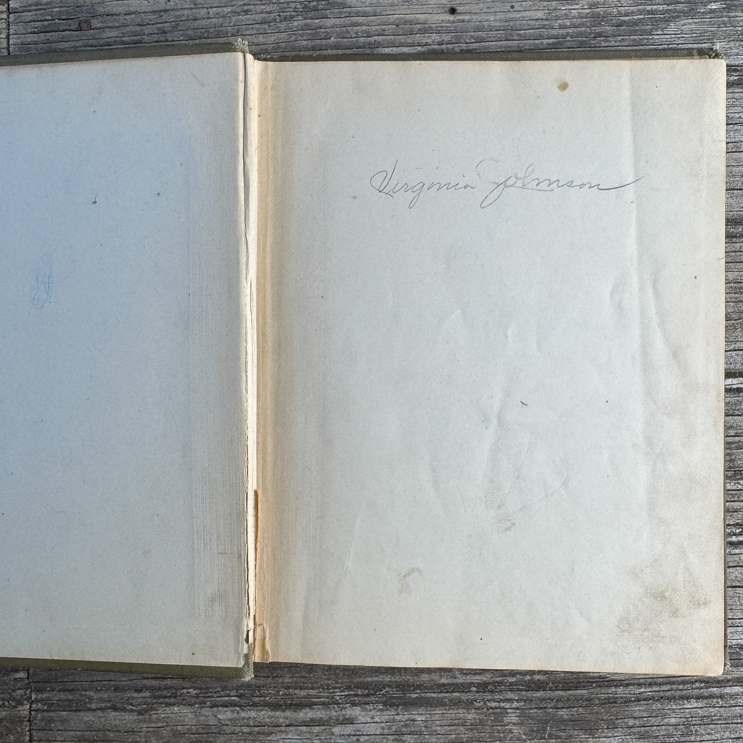 The ABC of Color, D.R. Augsburg, 1923 - Pretty Old Books