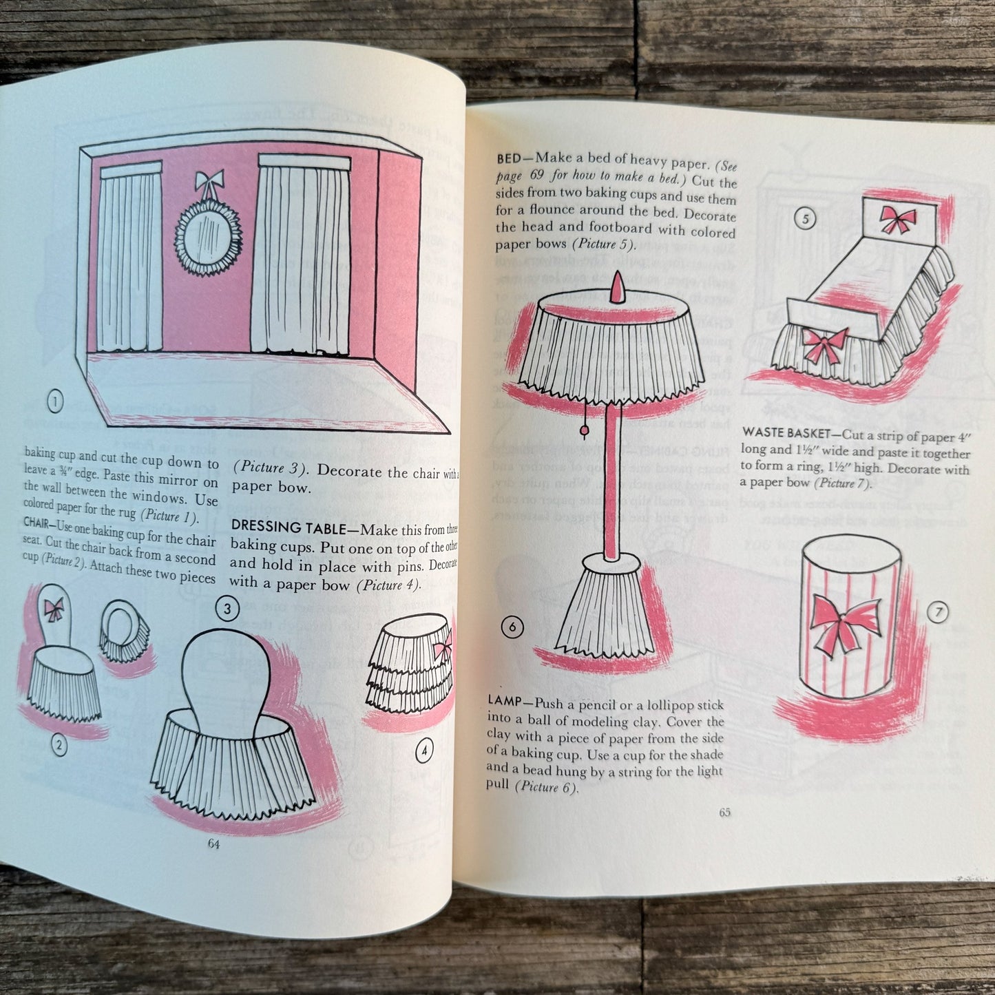 The Bookshelf for Boys and Girls, Volumes 5 and 8, 1970 - Pretty Old Books