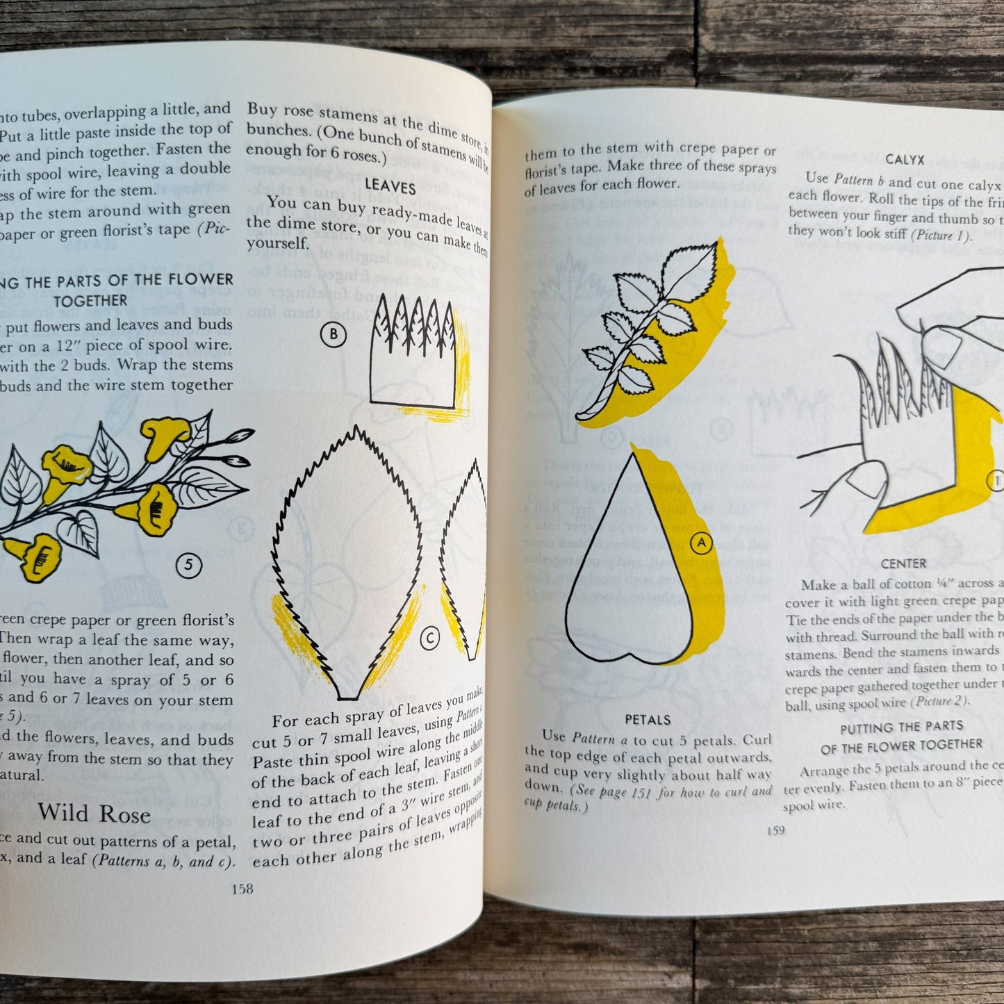 The Bookshelf for Boys and Girls, Volumes 5 and 8, 1970 - Pretty Old Books