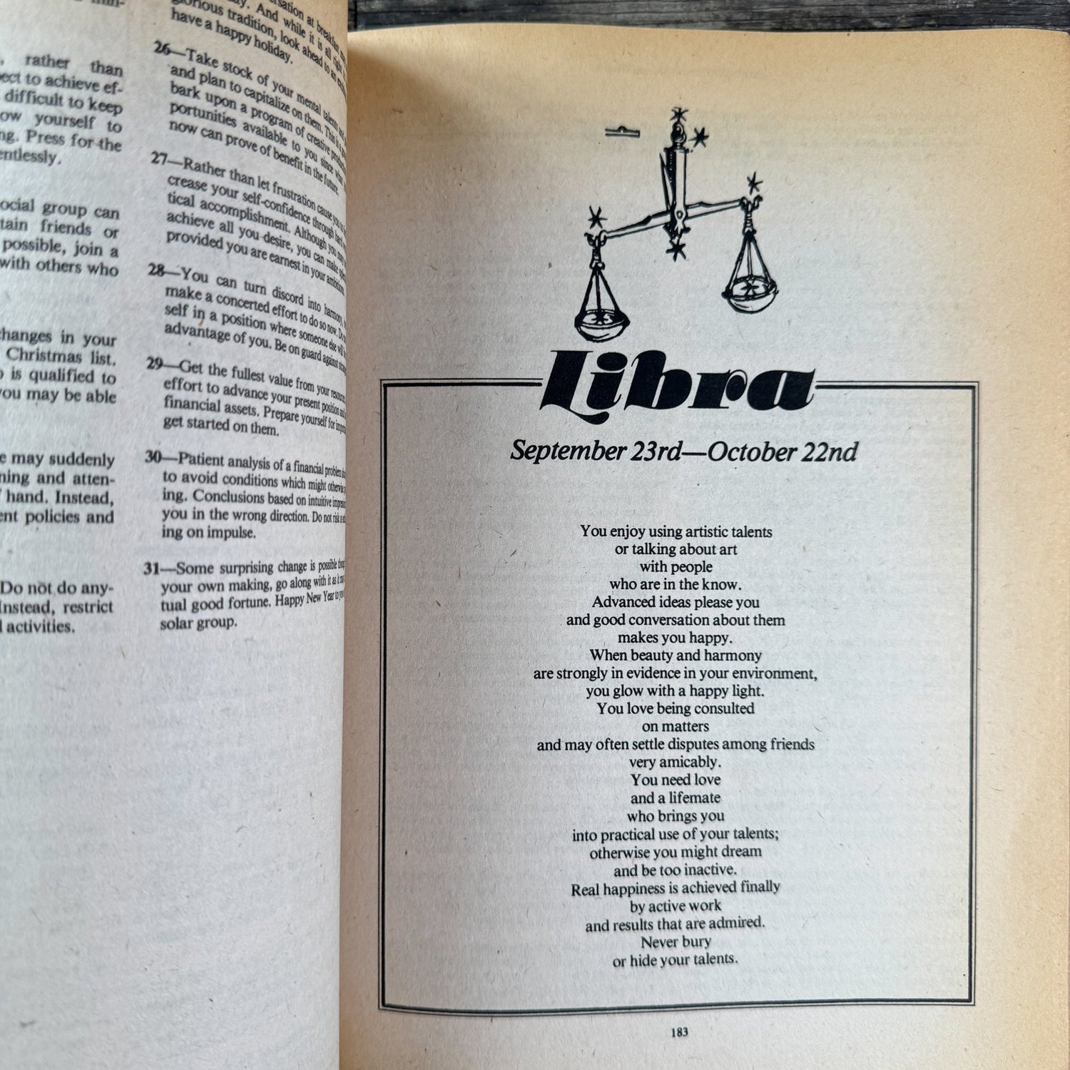 The Complete Book of Astrology, Horoscope and Dreams, 1979 - Pretty Old Books