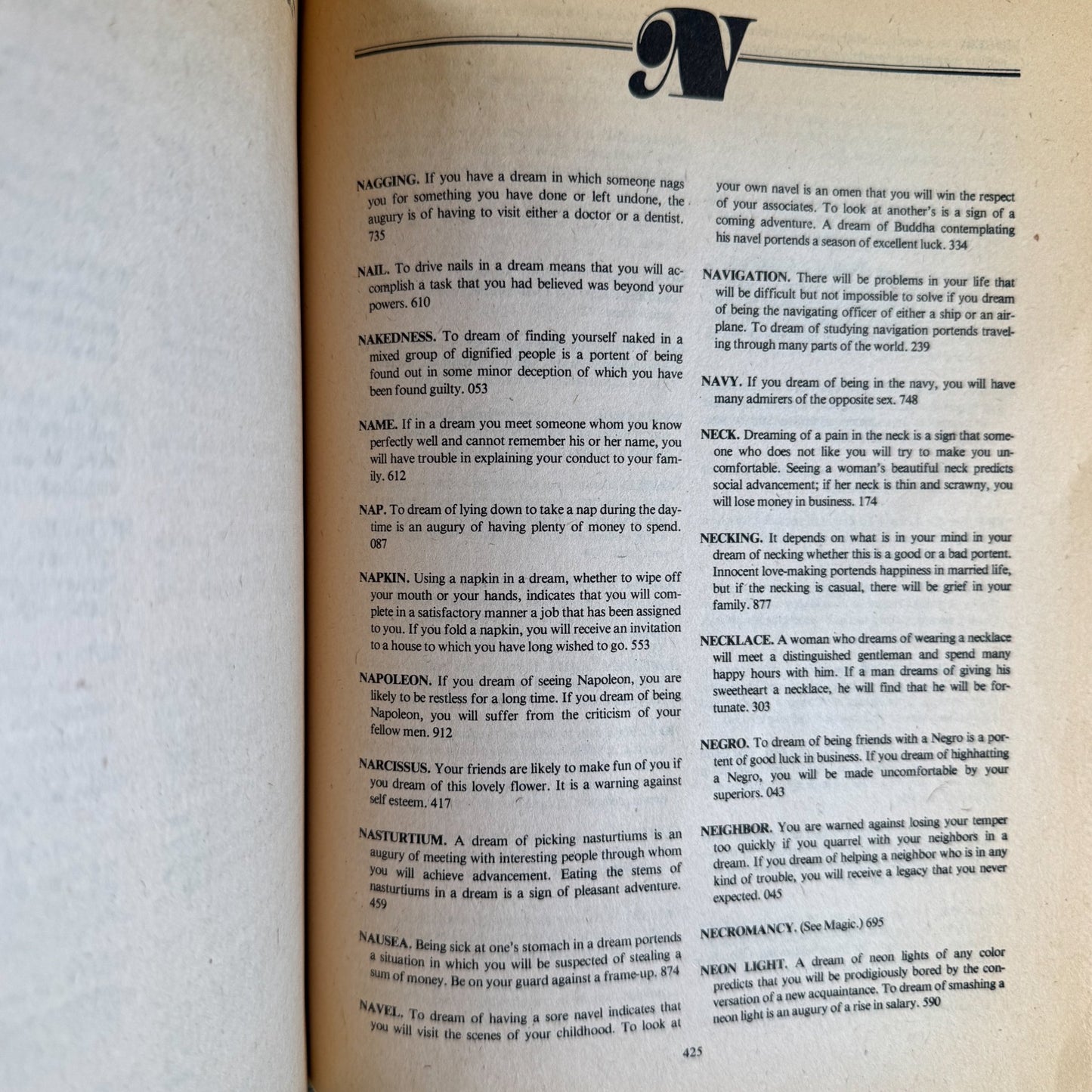 The Complete Book of Astrology, Horoscope and Dreams, 1979 - Pretty Old Books