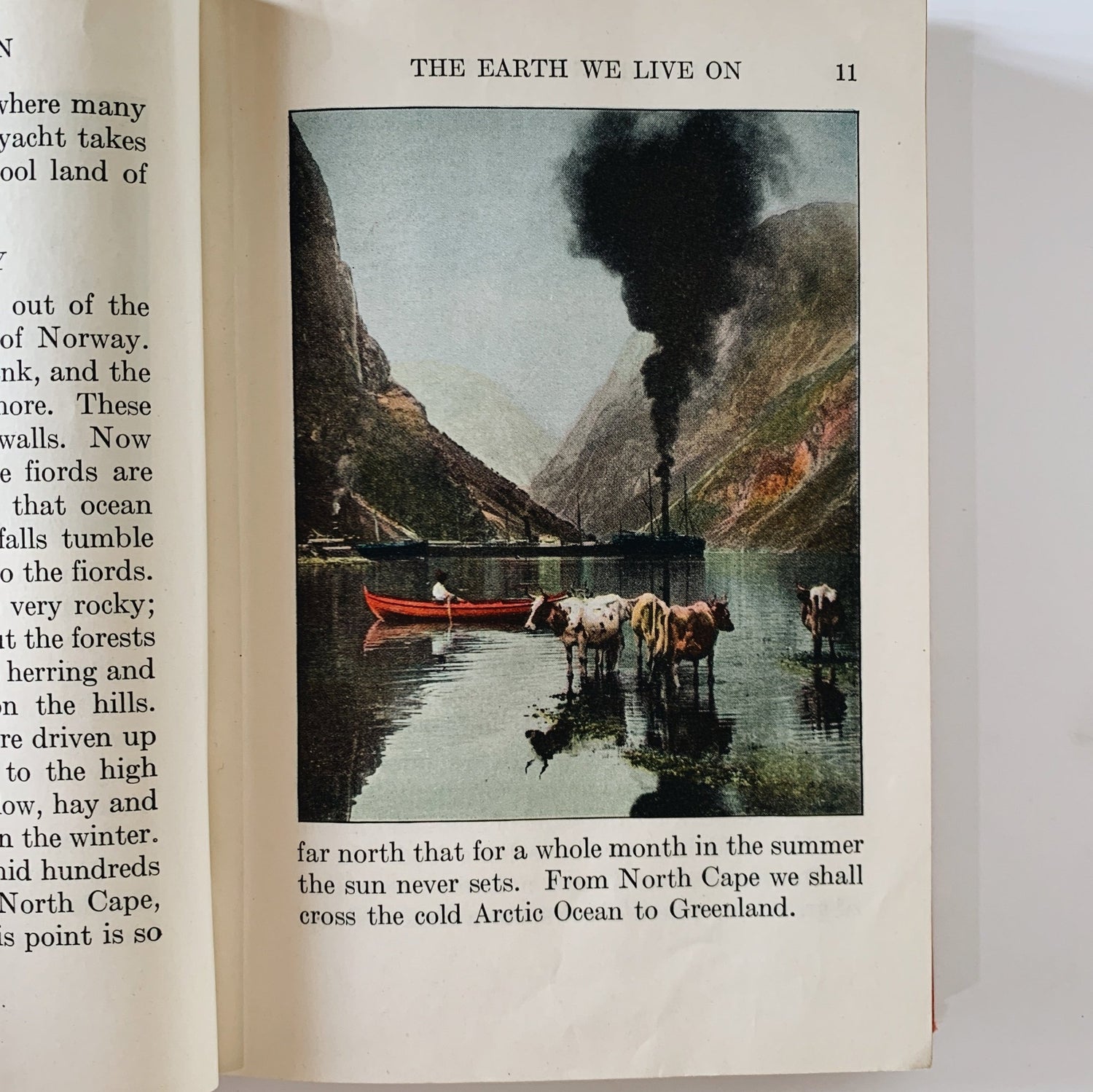 The Earth We Live On, The Curriculum Readers 4, Baker & Baker, 1937 School Book - Pretty Old Books