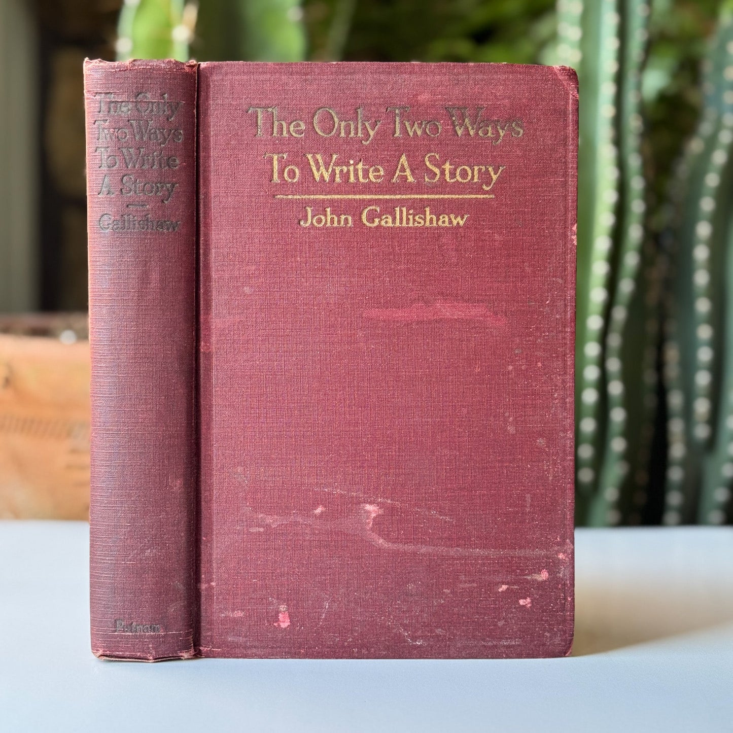 The Only Two Ways to Write a Story, John Gallishaw, 5th Impression, 1929 - Pretty Old Books