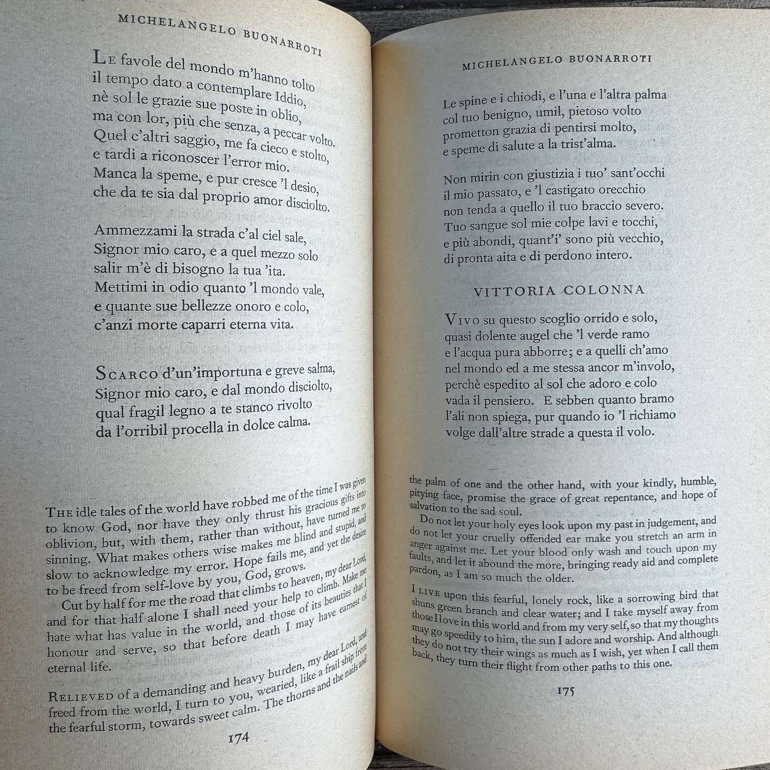 The Penguin Book of Italian Verse, 1966 - Pretty Old Books